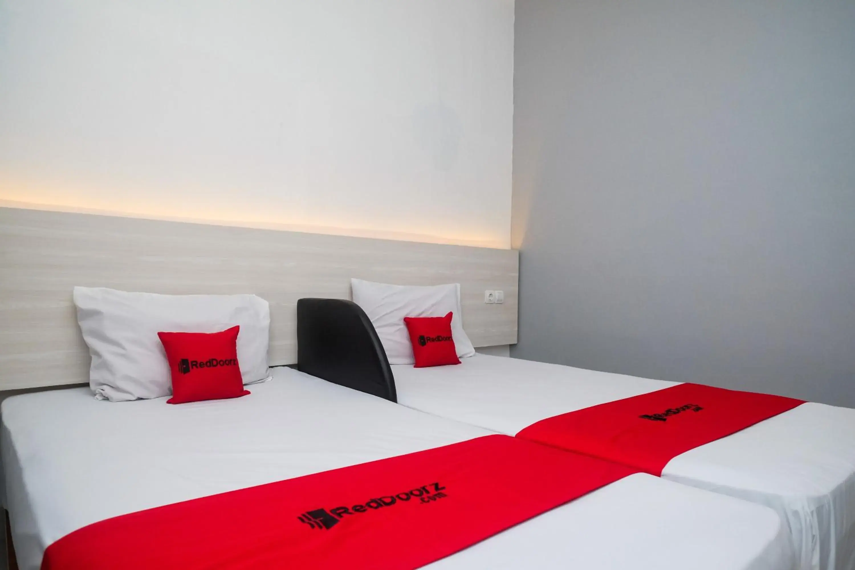 Bedroom, Bed in RedDoorz near Exit Tol Pekalongan Bedroom, Bed in RedDoorz near Exit Tol Pekalongan