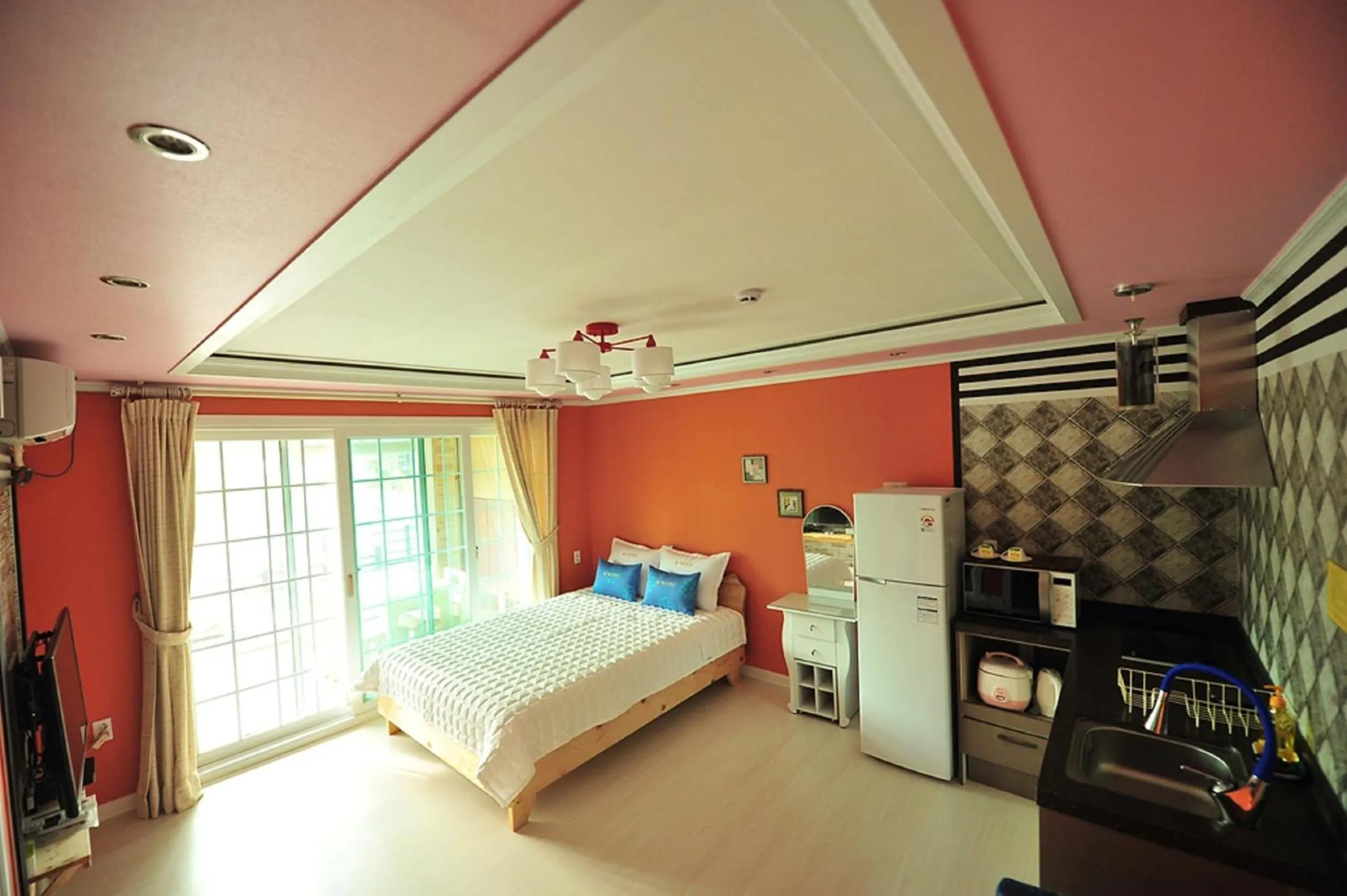 Kitchen or kitchenette, Bed in Yejeon Pension