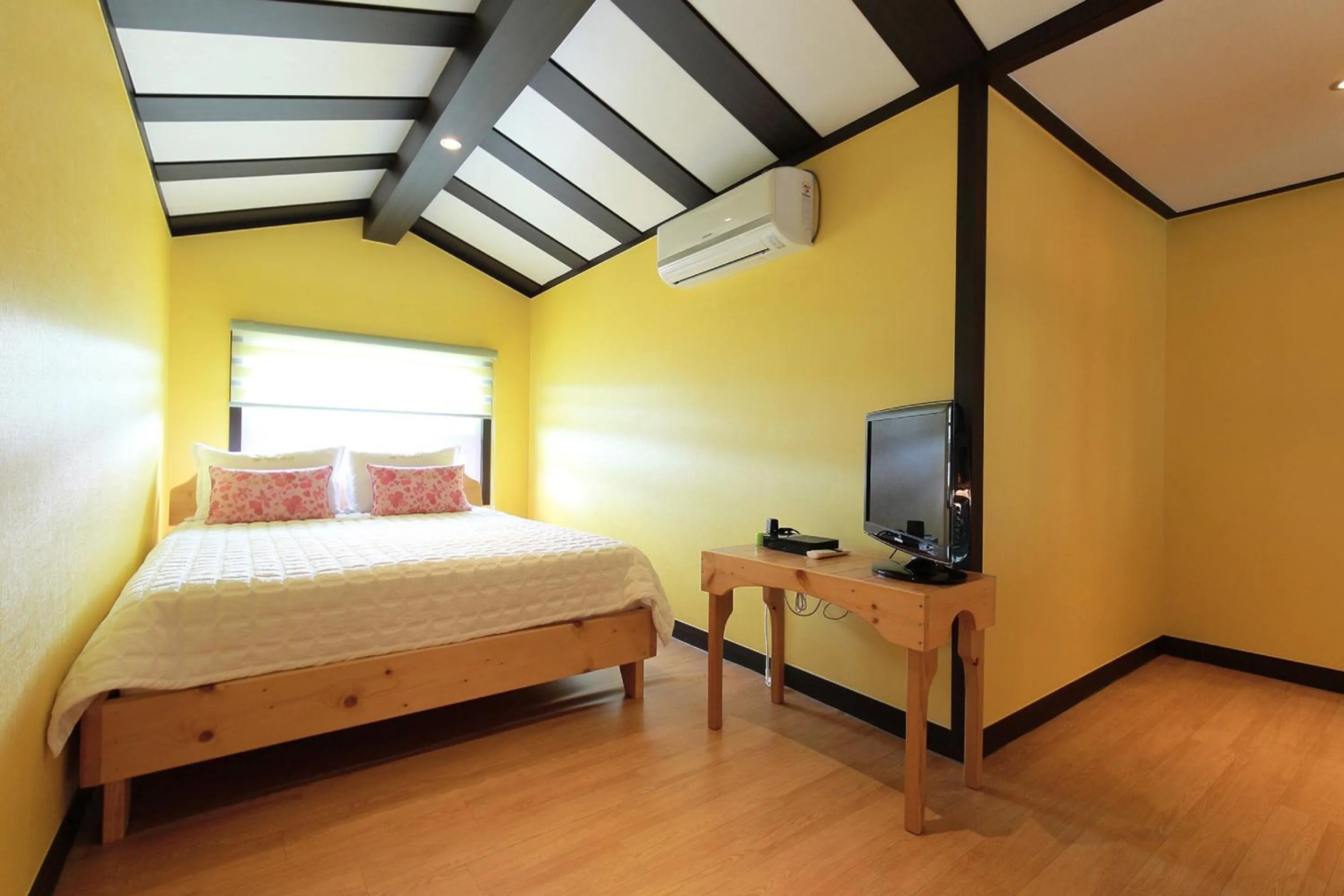 Bed in Yejeon Pension