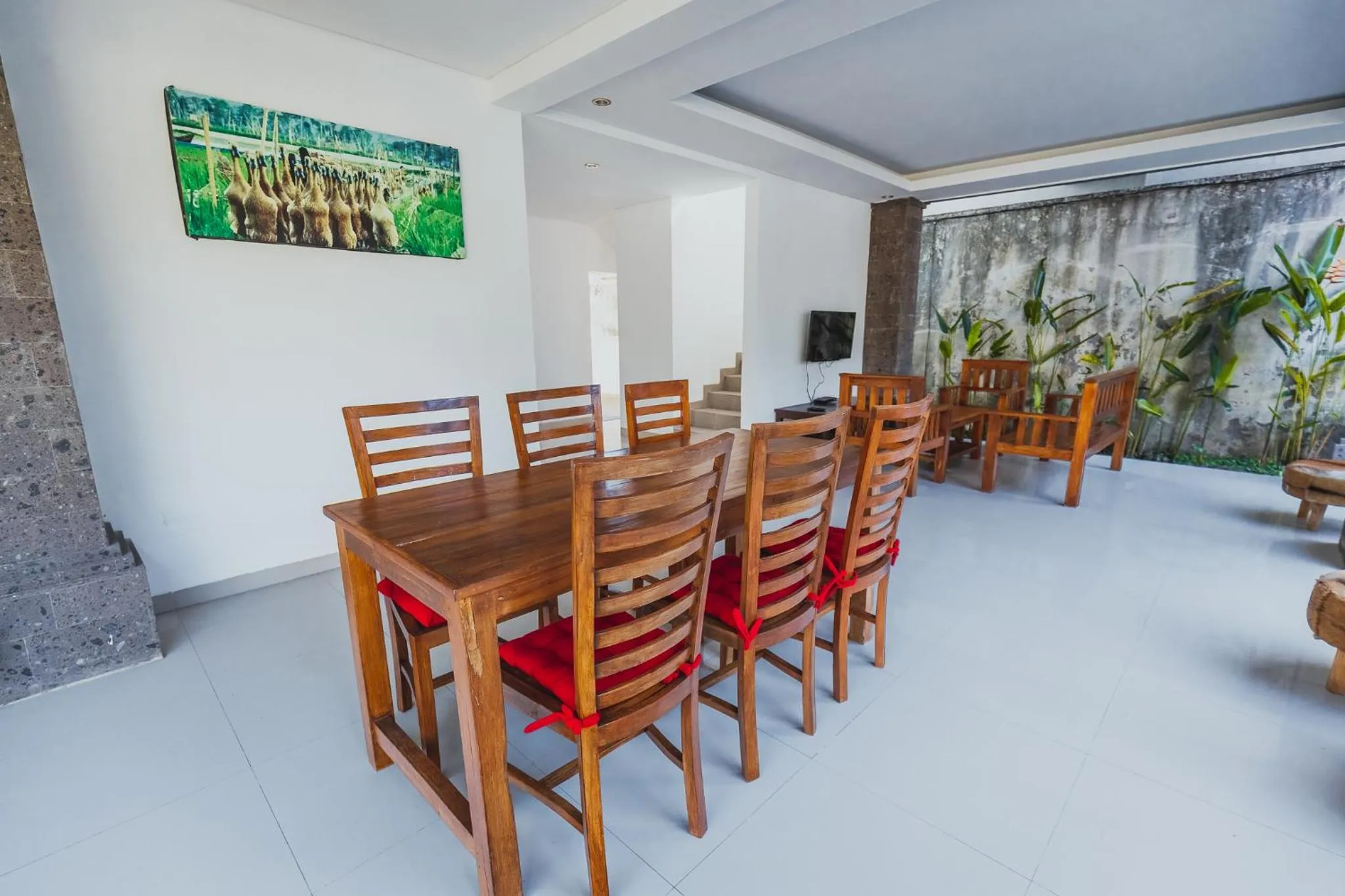 Communal lounge/ TV room in Full Moon Villa Ubud