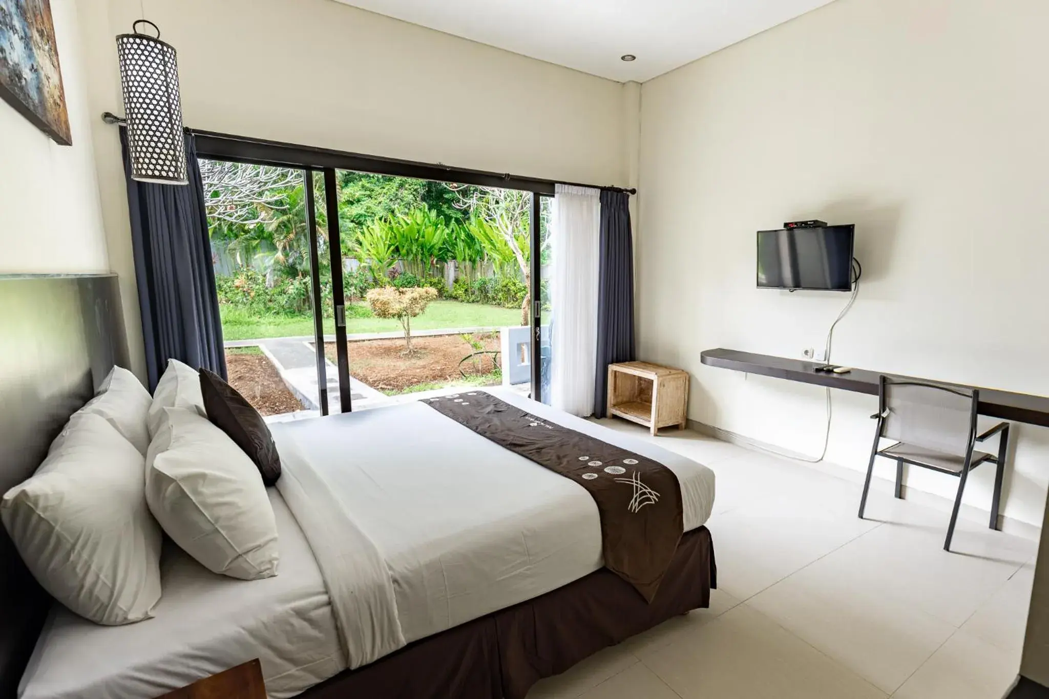 Bed in Full Moon Villa Ubud Bed in Full Moon Villa Ubud