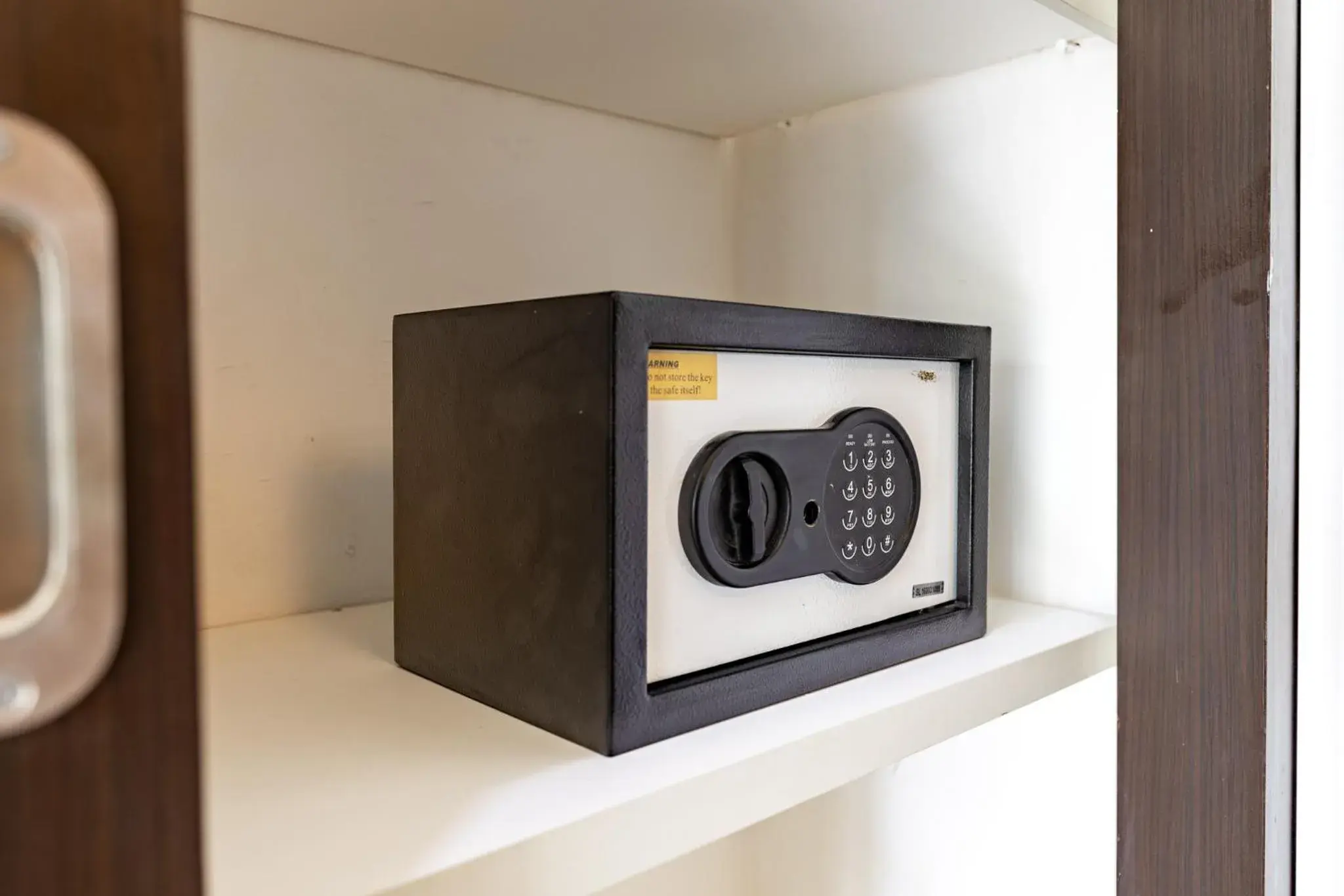 safe in Full Moon Villa Ubud safe in Full Moon Villa Ubud