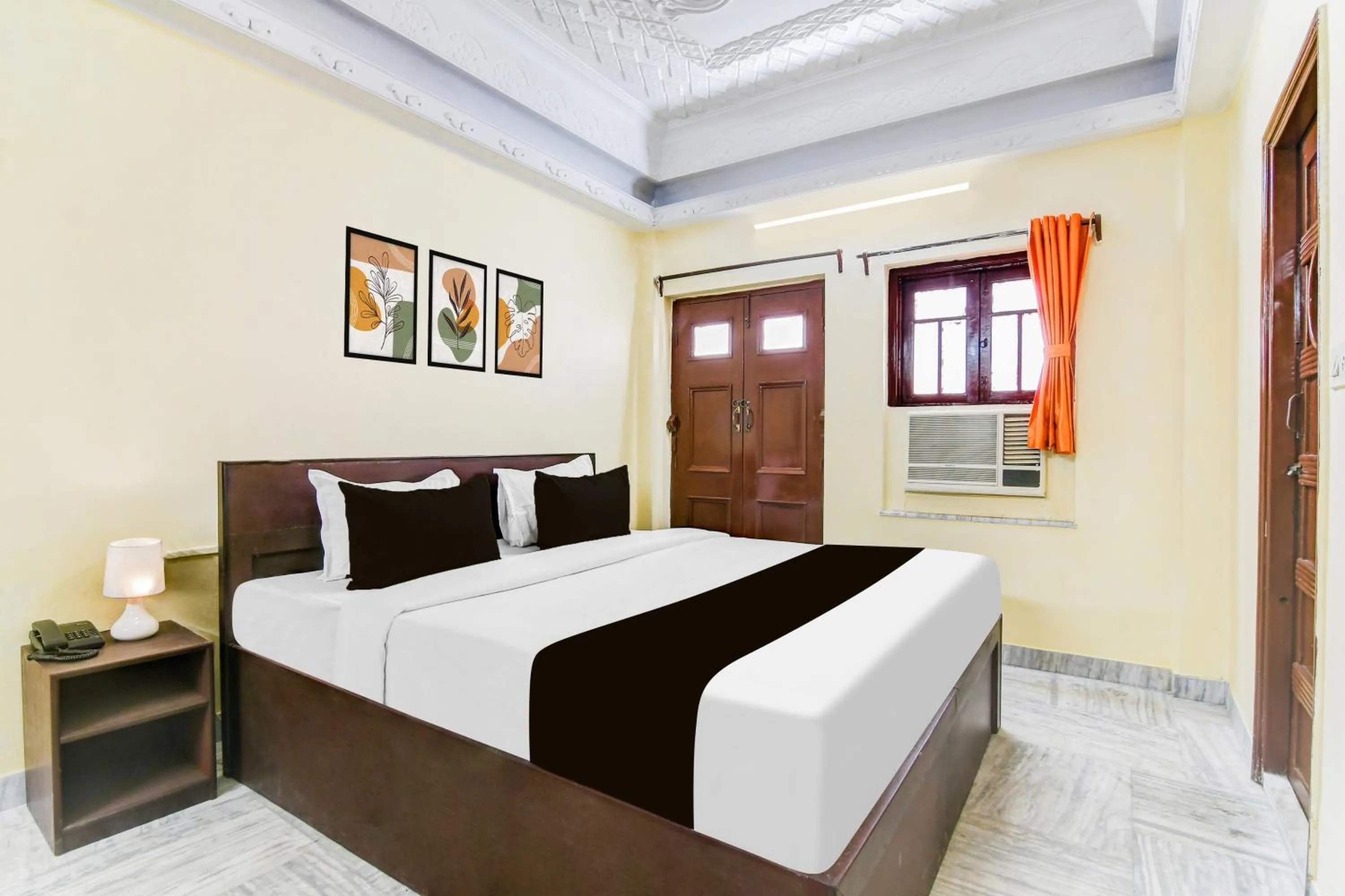 Bedroom, Bed in Super Hotel O Lenin Sarani