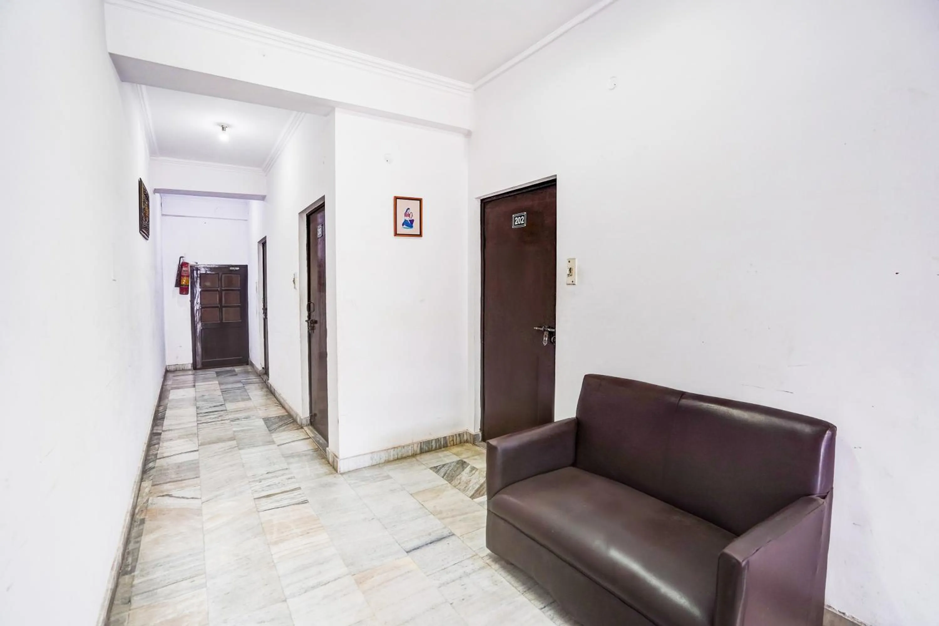 Lobby or reception in Super Hotel O Tyagi Road Near Prince Chowk