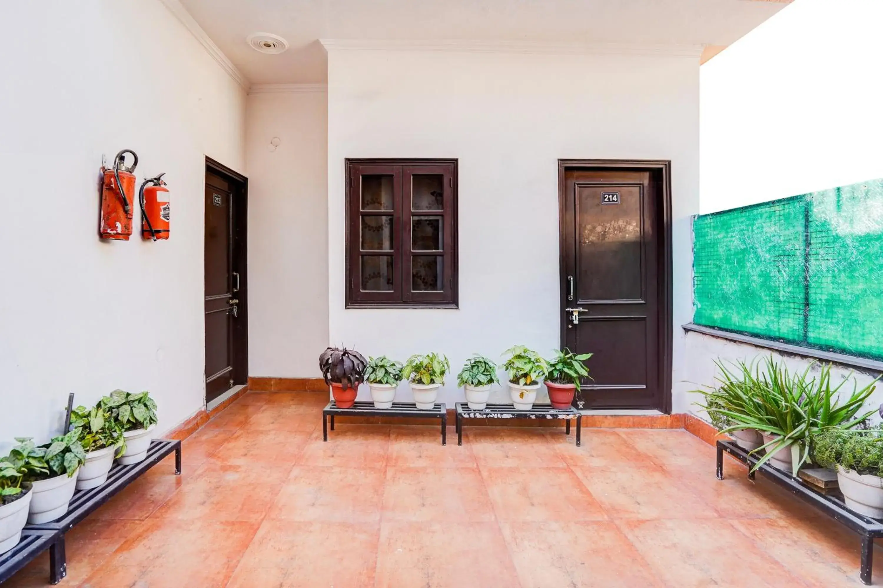 Lobby or reception in Super Hotel O Tyagi Road Near Prince Chowk Lobby or reception in Super Hotel O Tyagi Road Near Prince Chowk