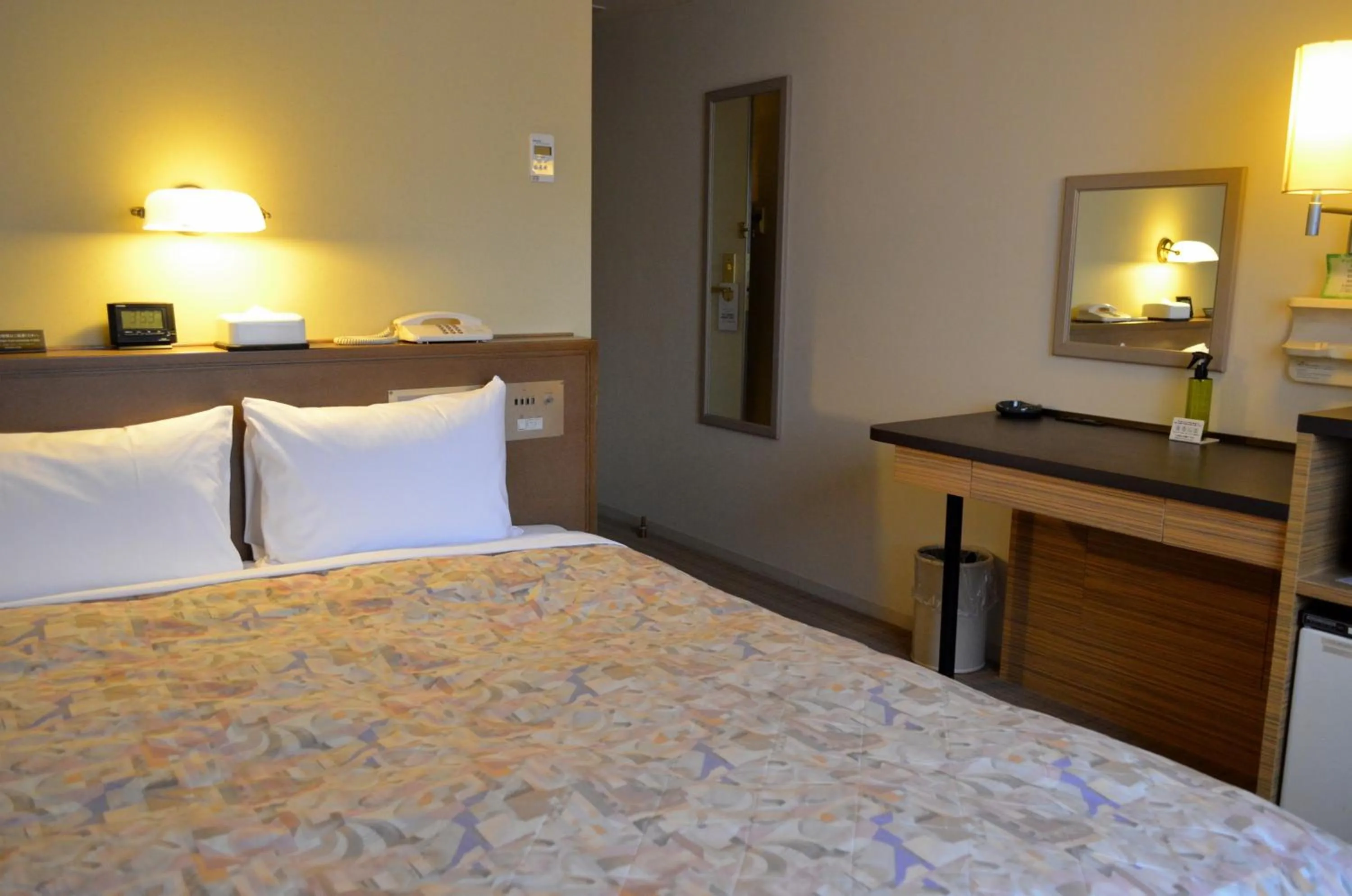 Bed in Yokohama Mandarin Hotel