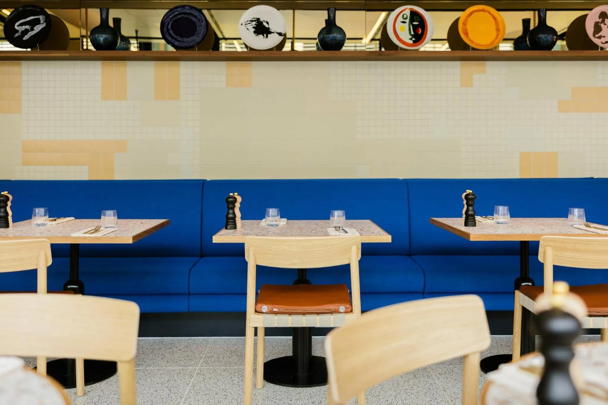 Restaurant/places to eat in Kimpton Main Frankfurt by IHG