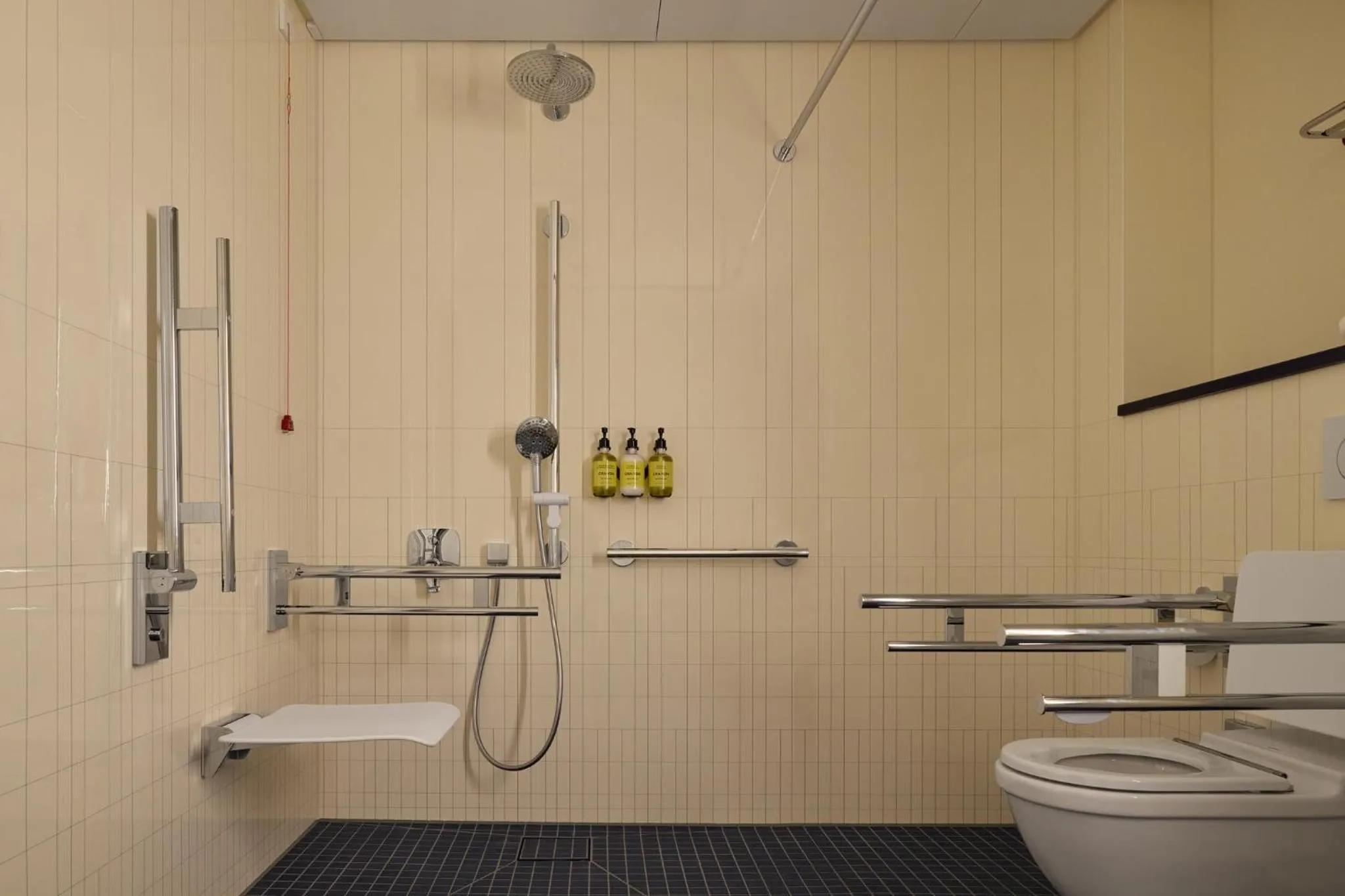 Bathroom in Kimpton Main Frankfurt by IHG