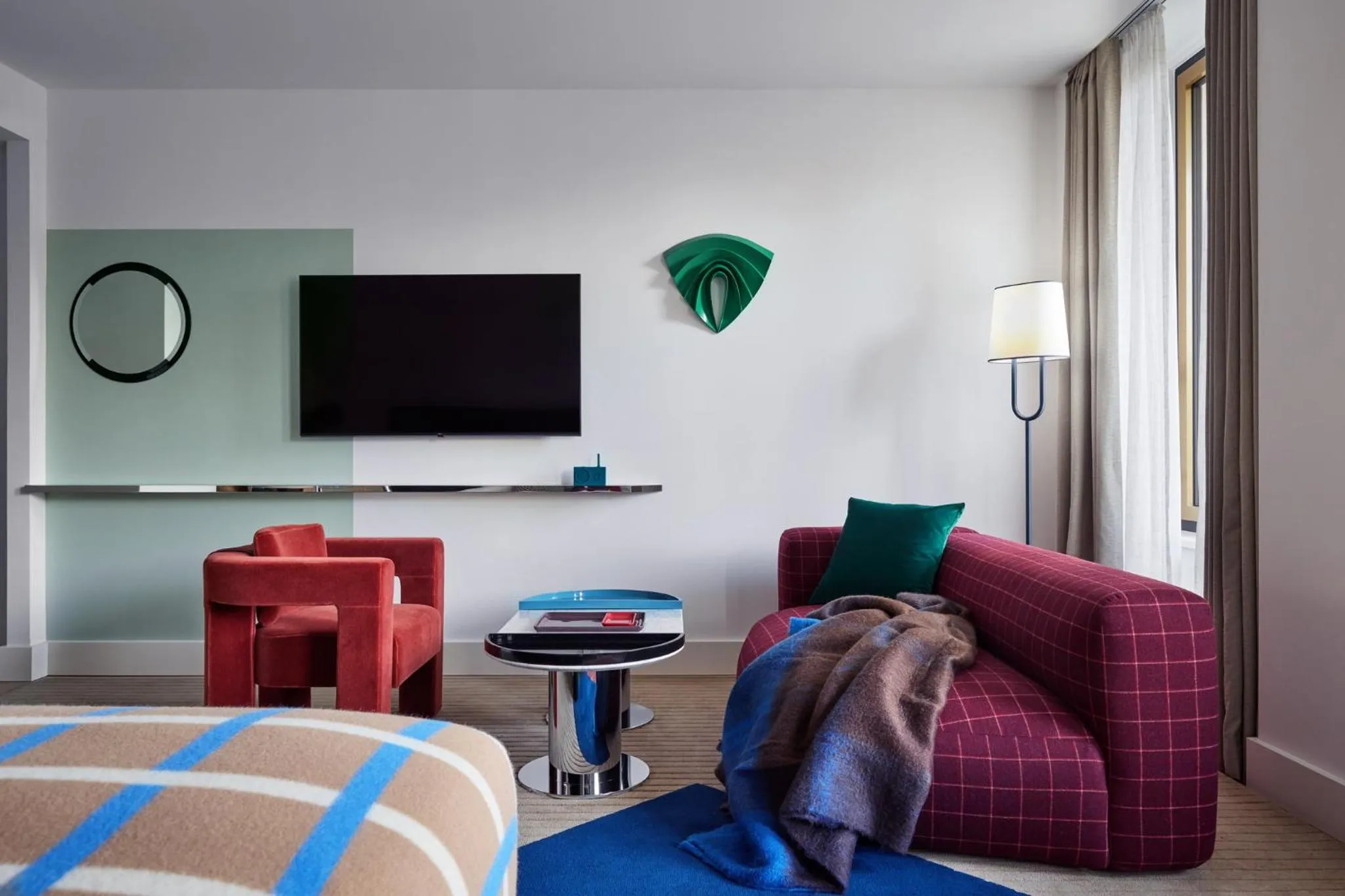 Photo of the whole room in Kimpton Main Frankfurt by IHG