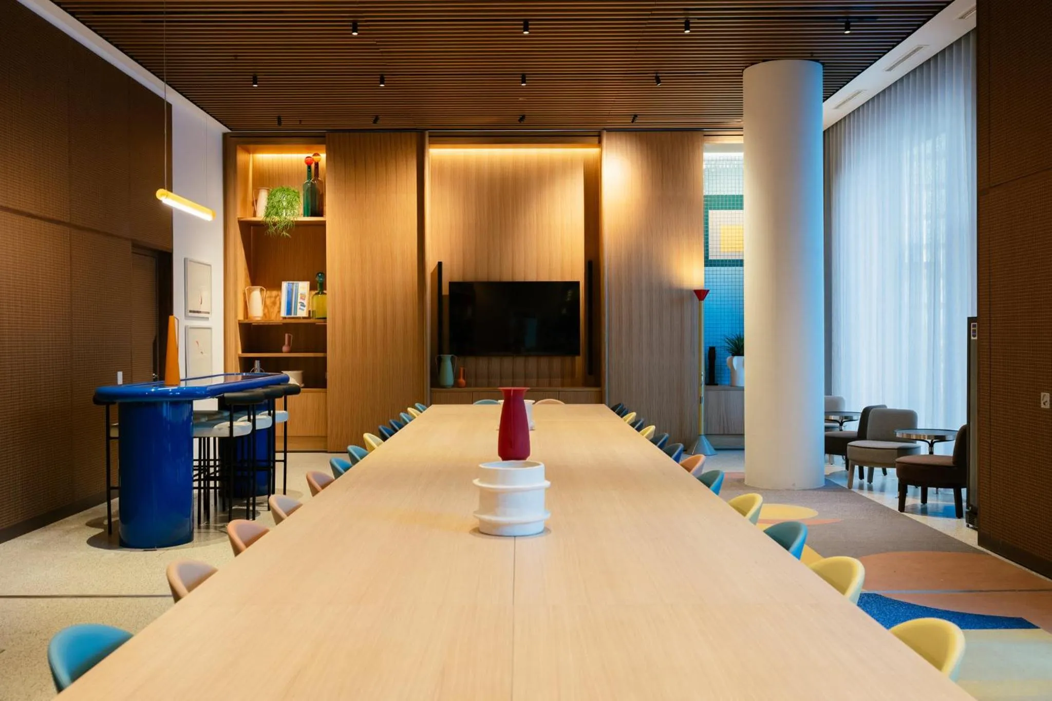 Meeting/conference room in Kimpton Main Frankfurt by IHG