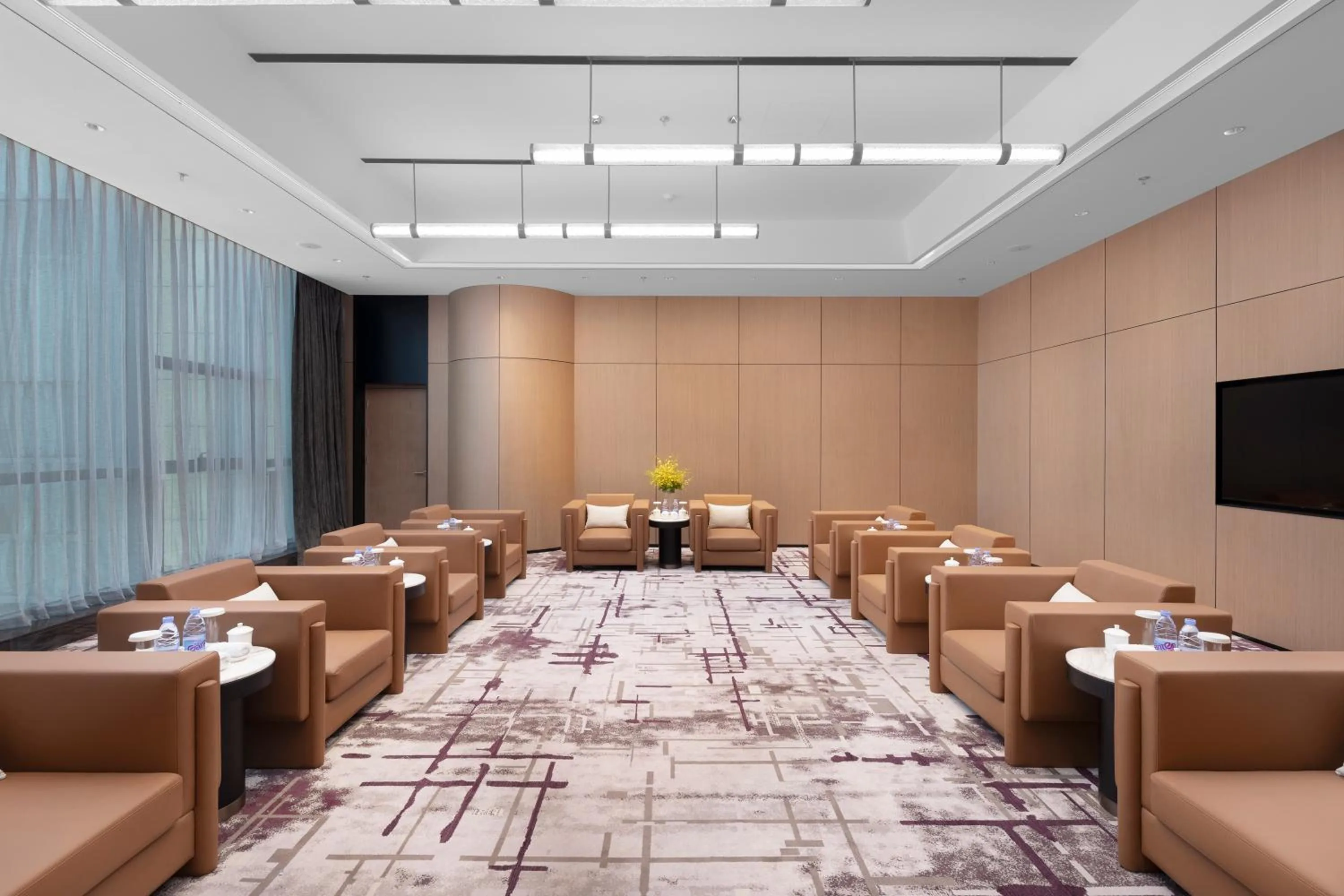 Meeting/conference room in Crowne Plaza Taizhou City Center by IHG