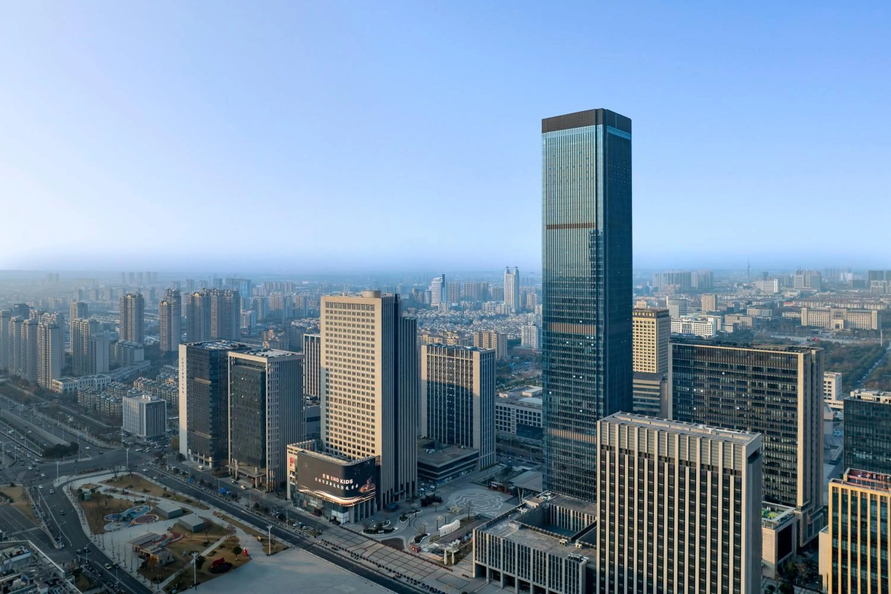 Property building in Crowne Plaza Taizhou City Center by IHG