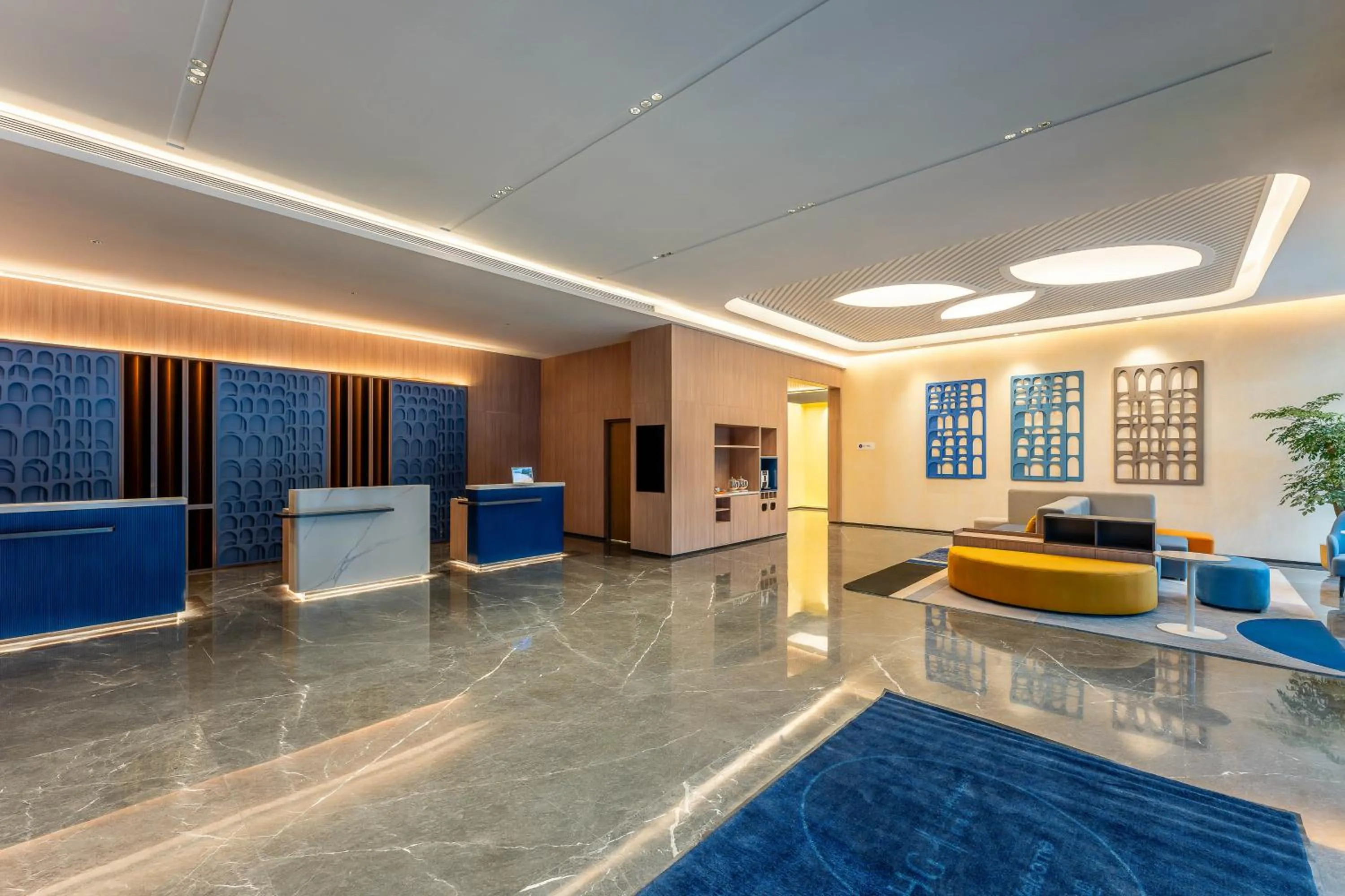 Lobby or reception in Holiday Inn Express Luoyang Longmen by IHG