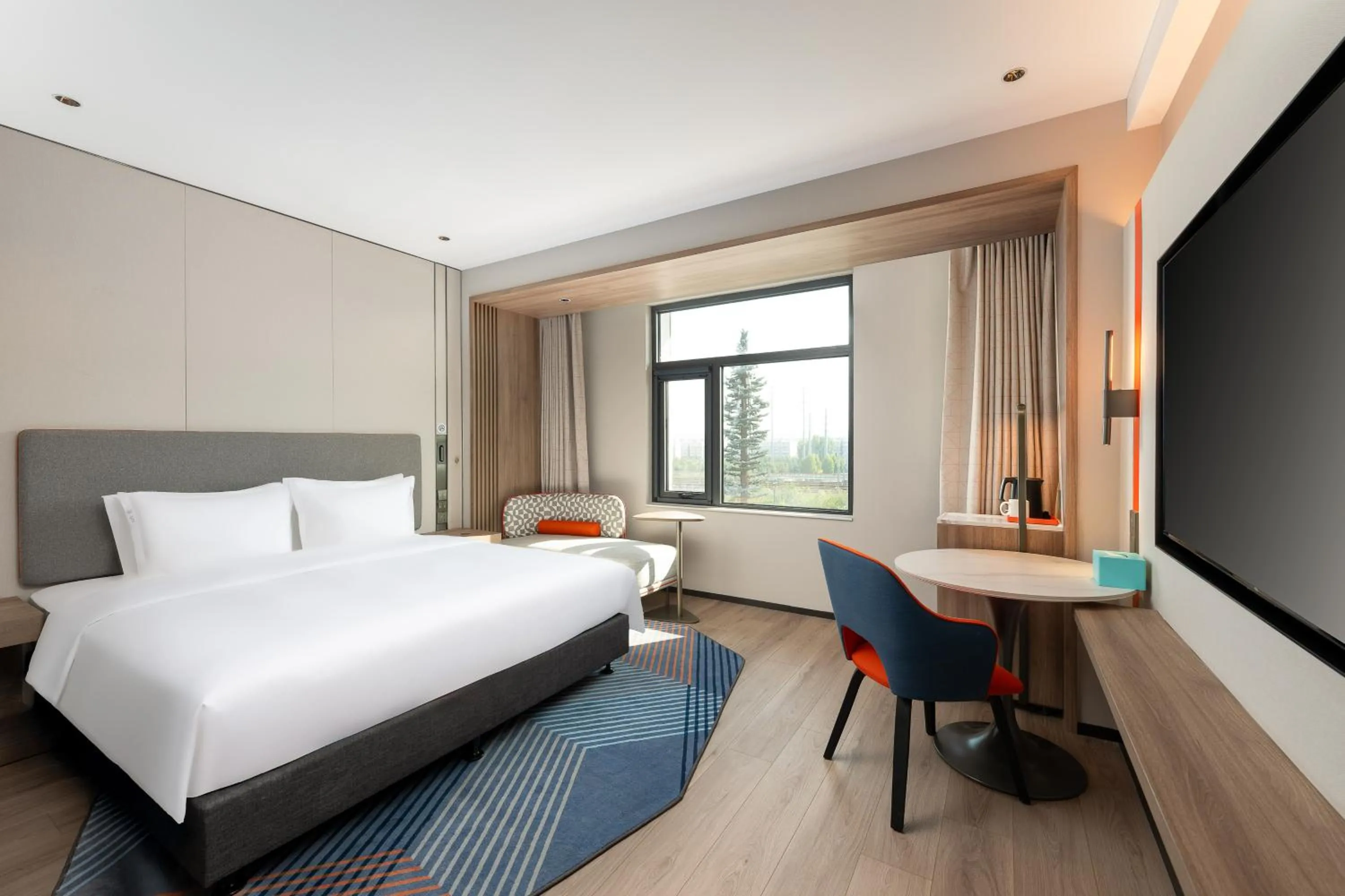 Bed in Holiday Inn Express Luoyang Longmen by IHG