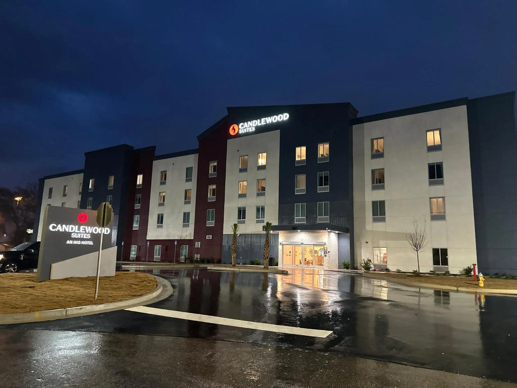 Property building in Candlewood Suites Perry-National Fairground Area by IHG