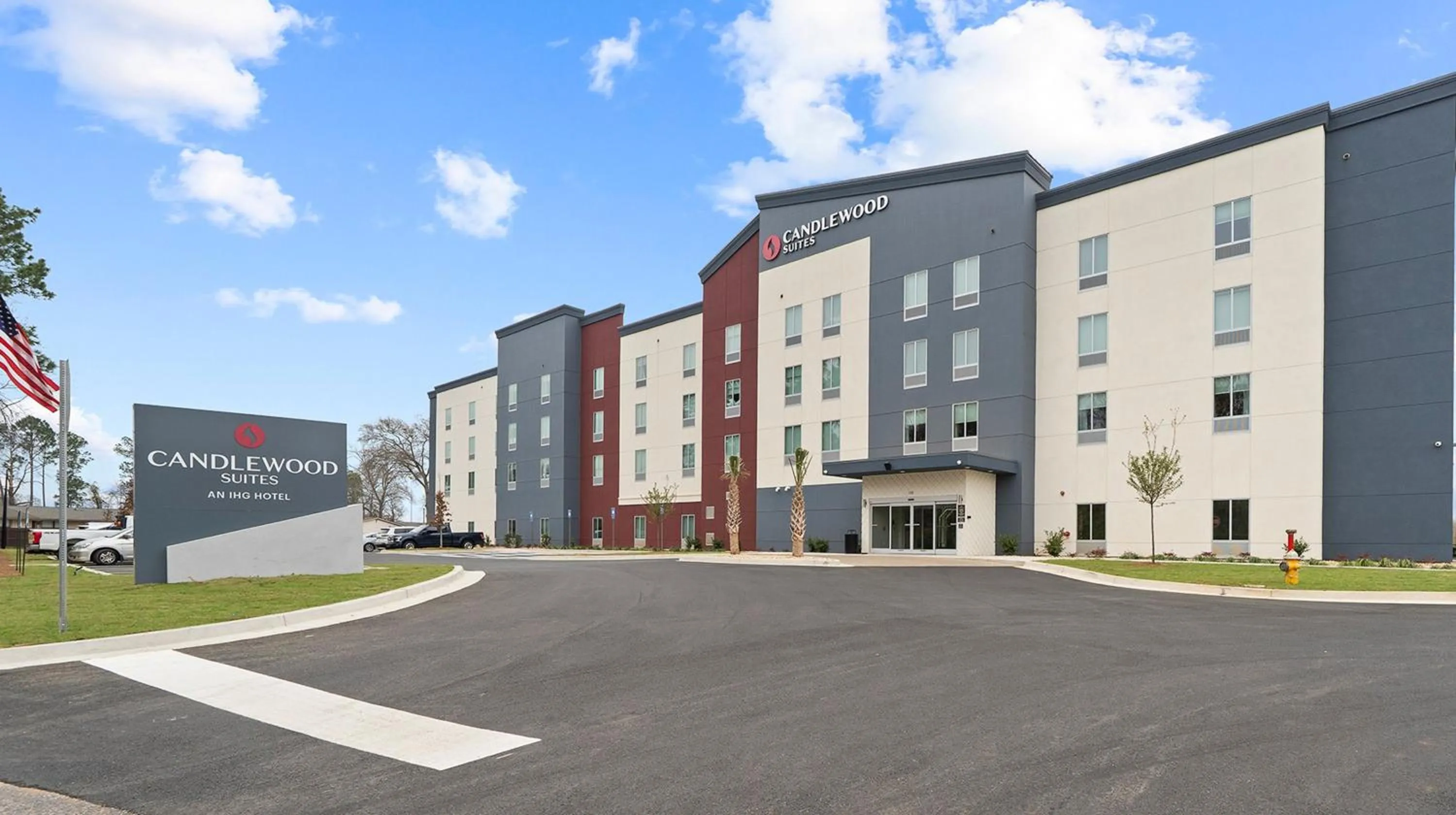 Property building in Candlewood Suites Perry-National Fairground Area by IHG