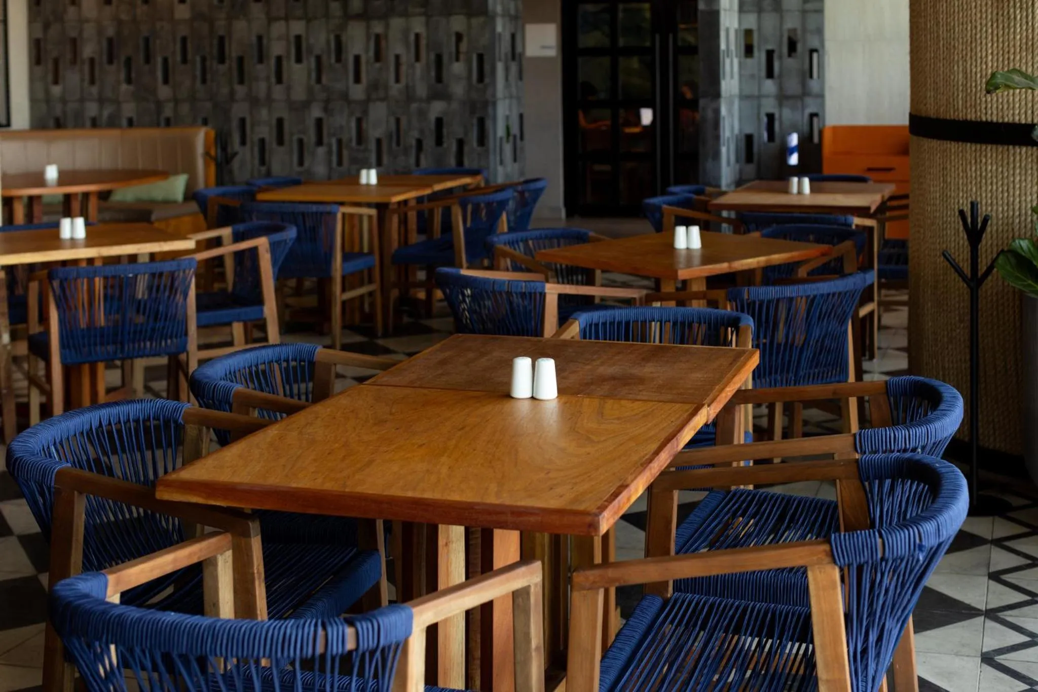 Restaurant/places to eat in Holiday Inn Express & Suites Mazatlan by IHG