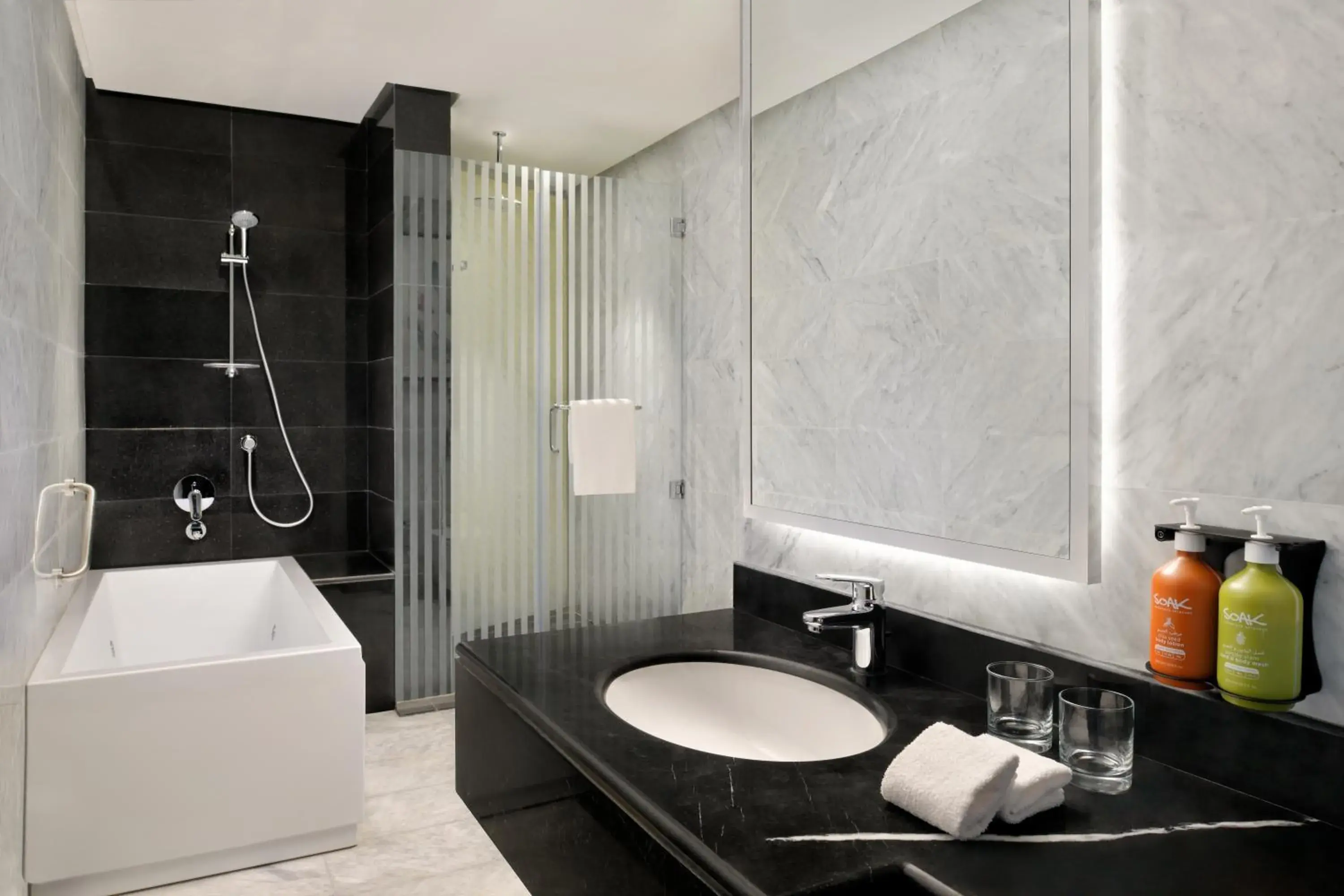 One-Bedroom Suite with Kitchen and Downtown View in Holiday Inn Riyadh AI Malaz by IHG One-Bedroom Suite with Kitchen and Downtown View in Holiday Inn Riyadh AI Malaz by IHG