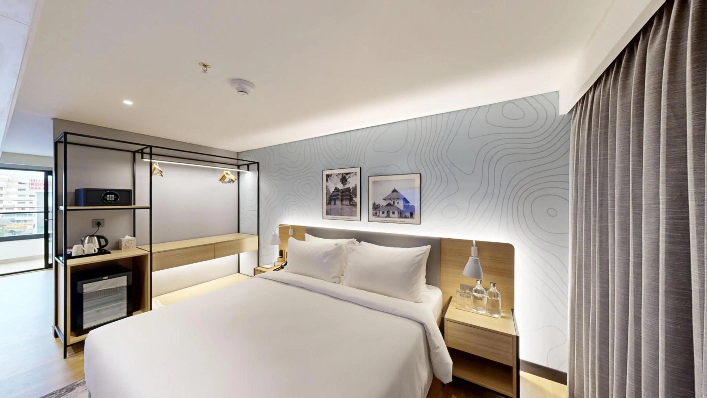 Bedroom, Bed in Park Inn & Suites by Radisson Thrissur East Fort