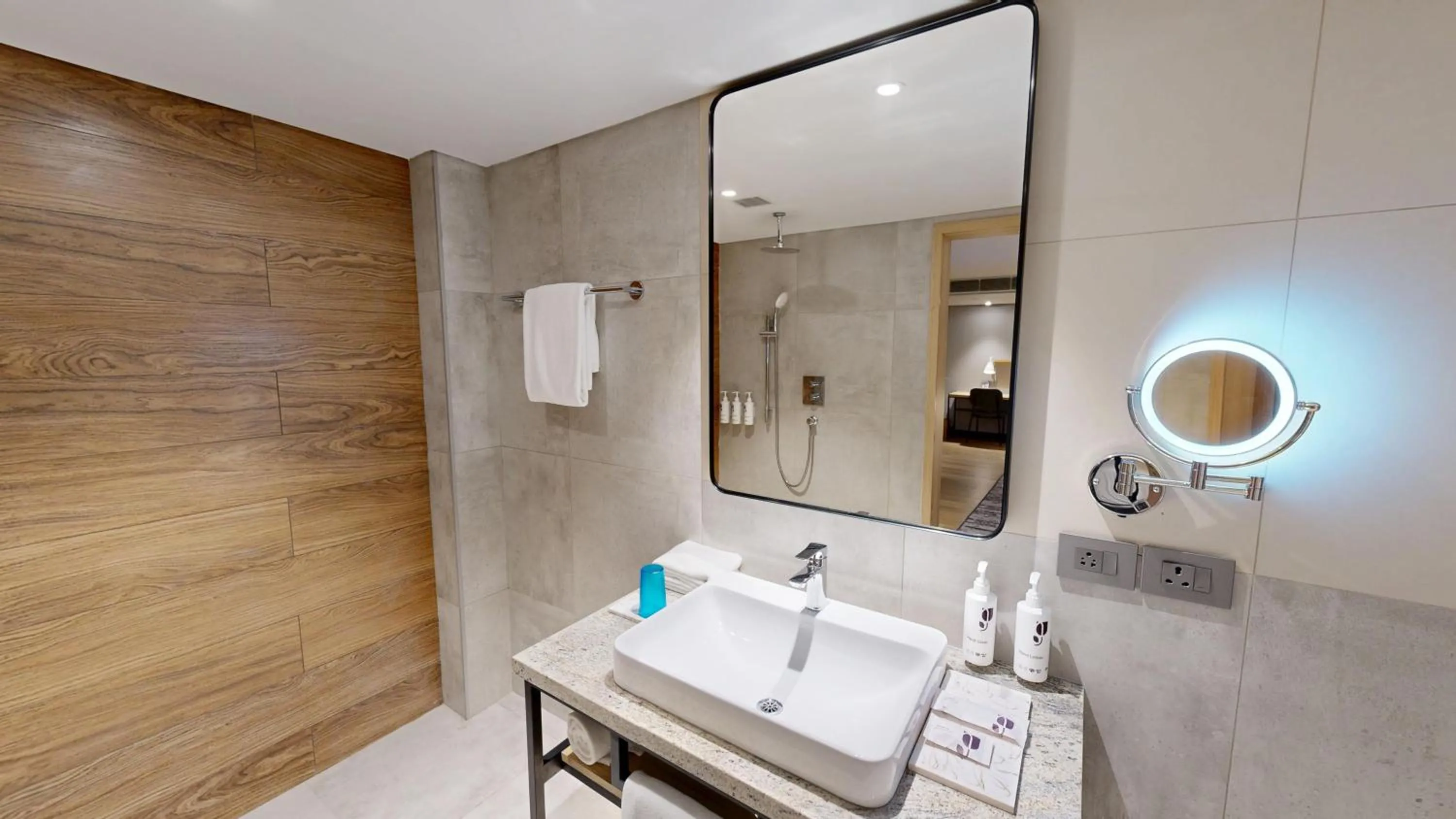 Bathroom in Park Inn & Suites by Radisson Thrissur East Fort