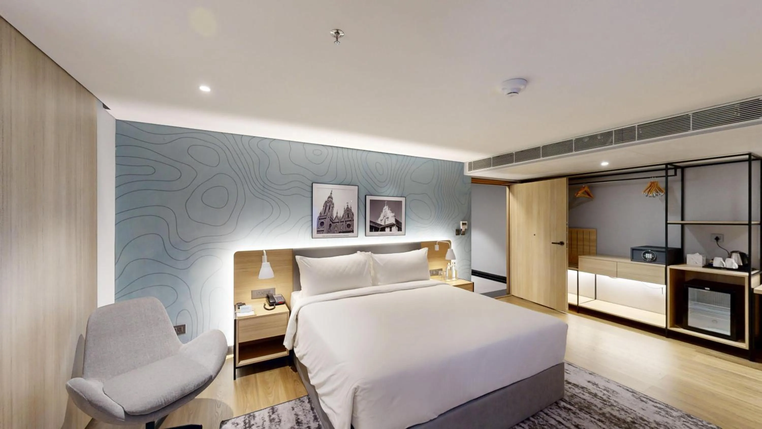 Bedroom, Bed in Park Inn & Suites by Radisson Thrissur East Fort