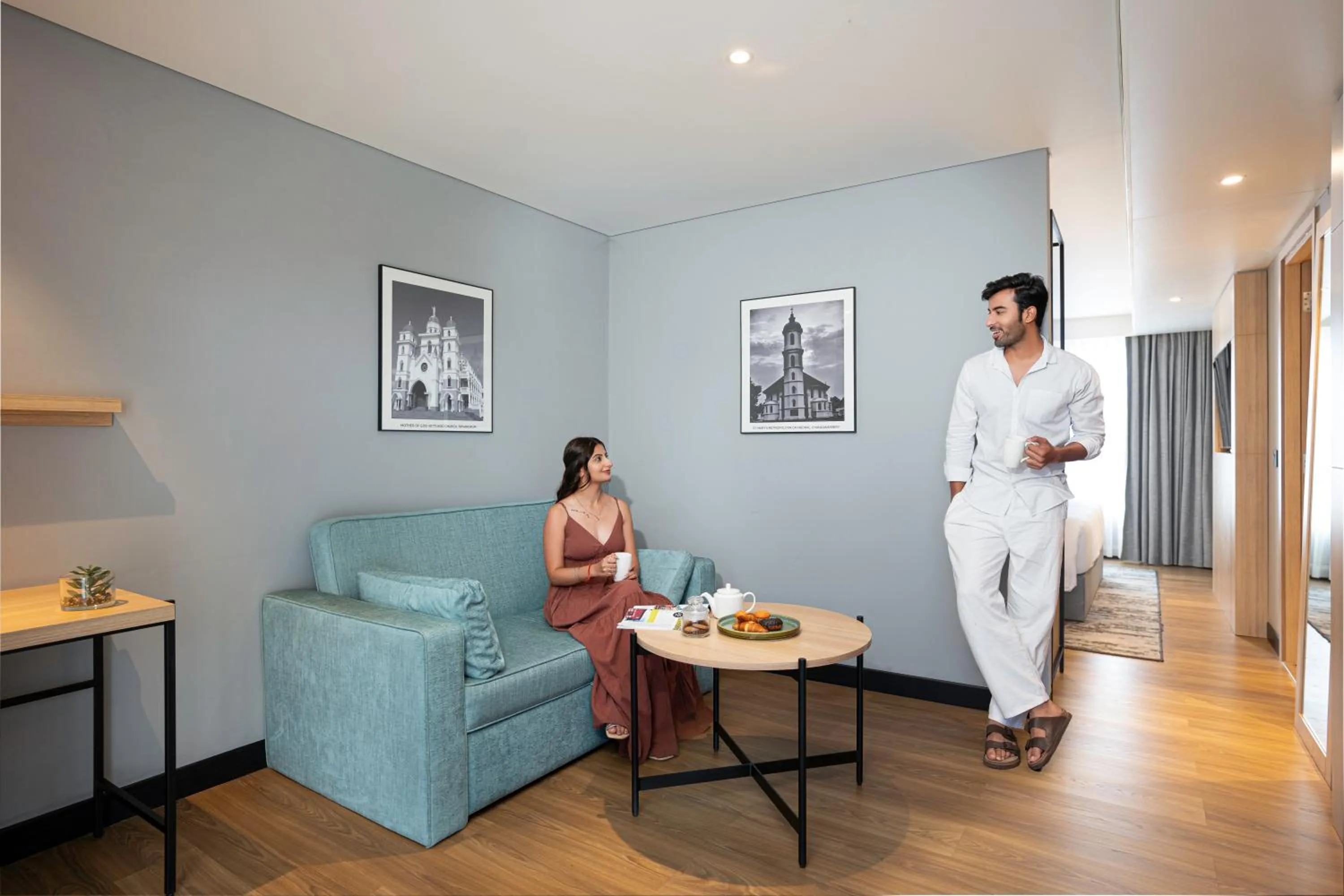 Living room in Park Inn & Suites by Radisson Thrissur East Fort