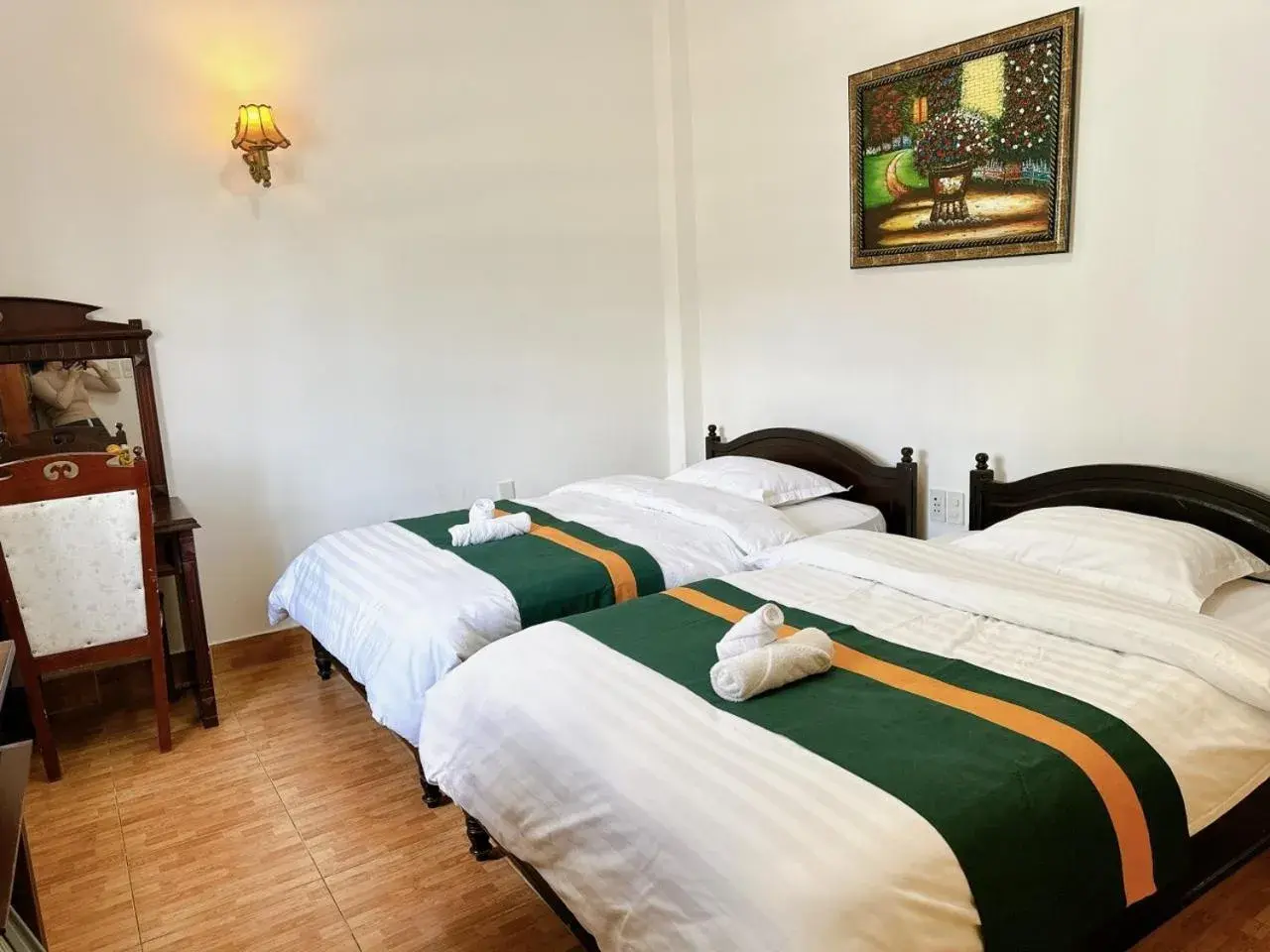 Superior Twin Room in Le Petit Paris Dalat Hotel Superior Twin Room in Le Petit Paris Dalat Hotel