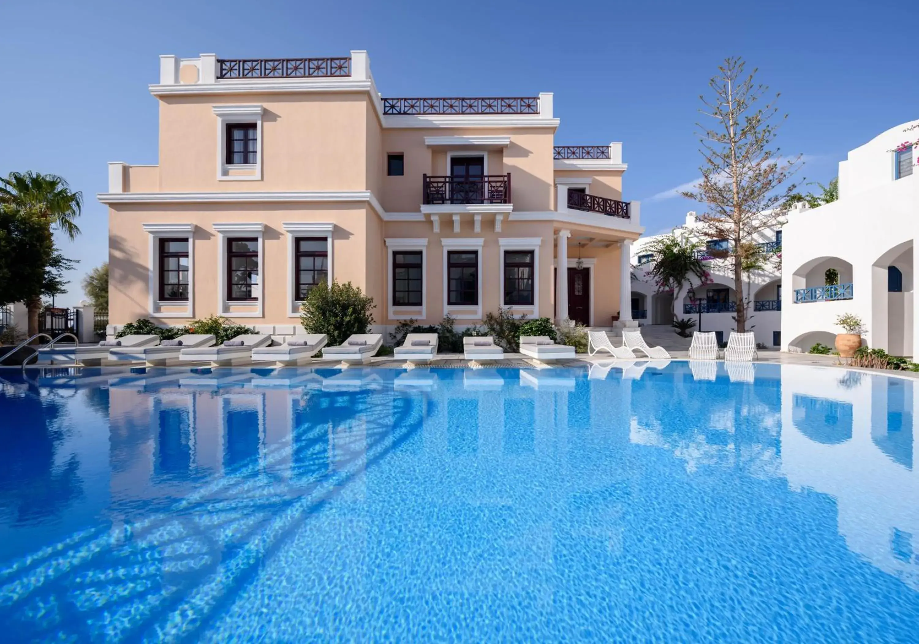 Property building in Veggera Beach Hotel Property building in Veggera Beach Hotel