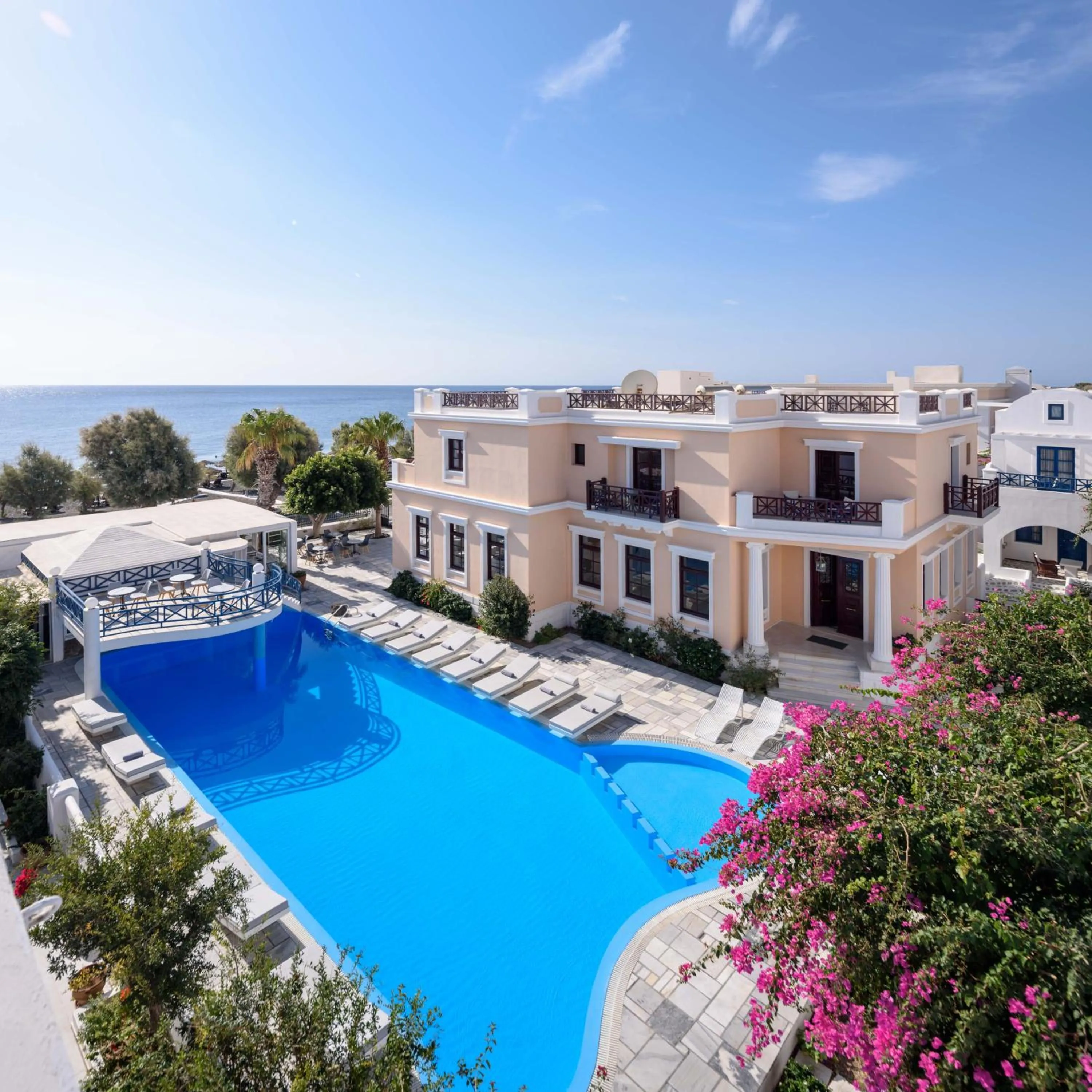 Property building in Veggera Beach Hotel