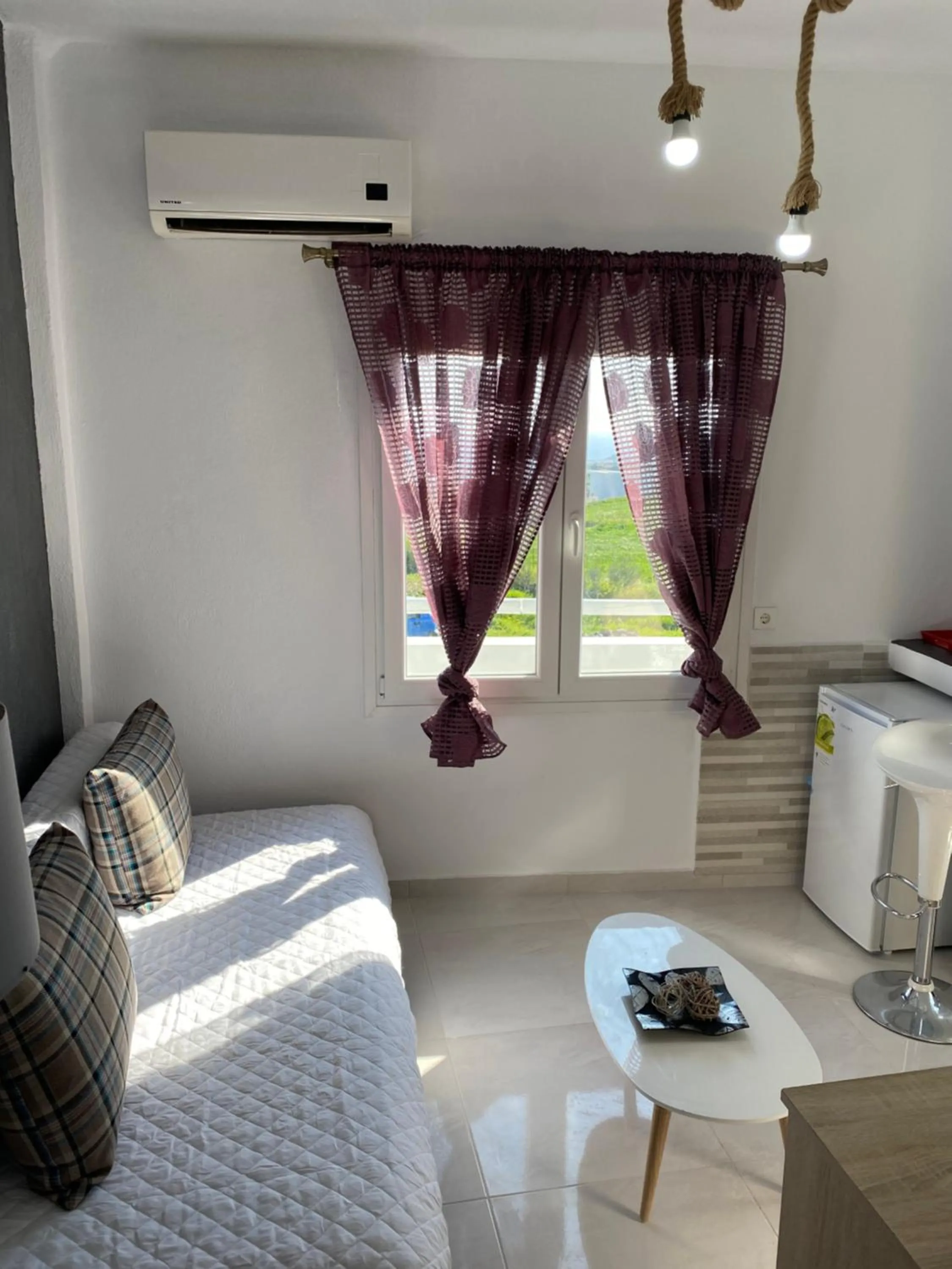 Living room, Bed in Villa Anto