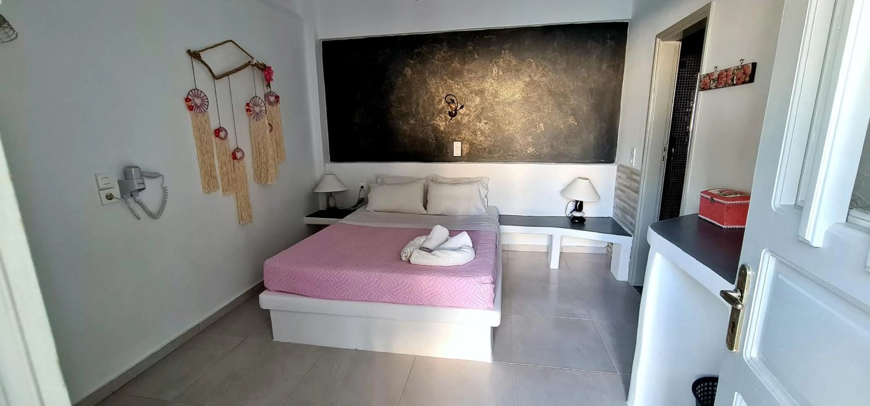 Photo of the whole room, Bed in Villa Anto
