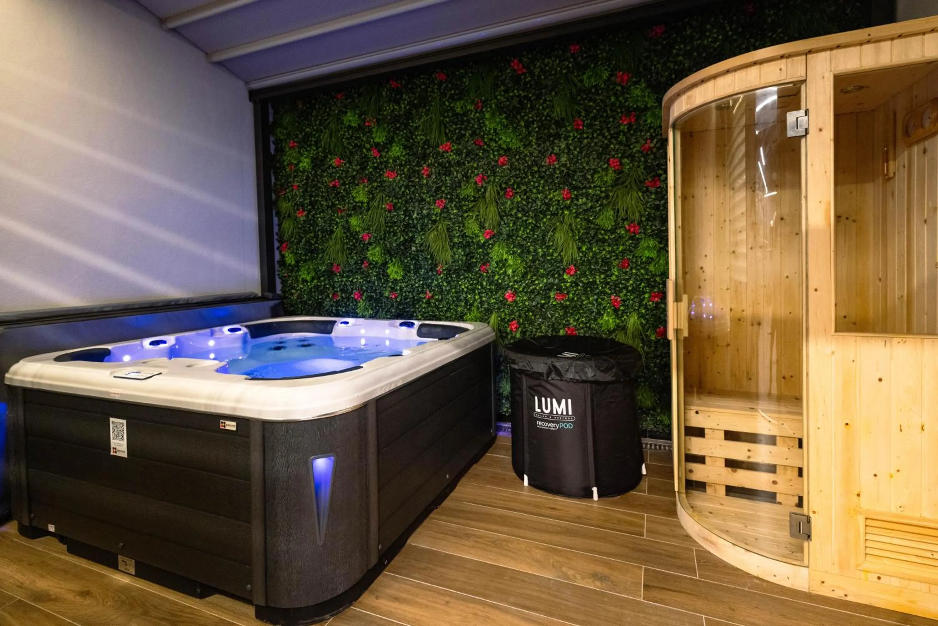 Sauna in Isabella Suites