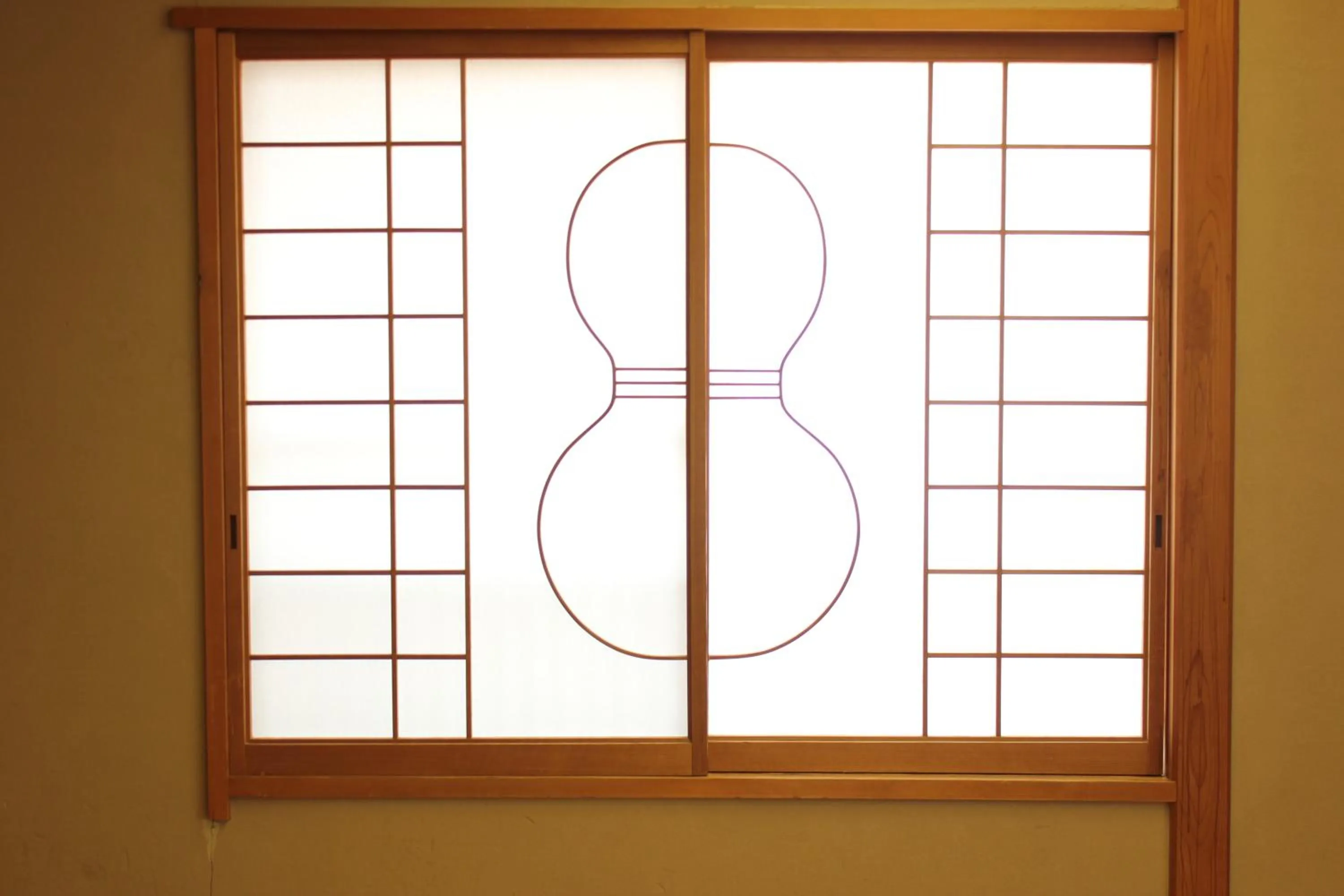 Decorative detail in Okinawa Minshuku Kariyushi