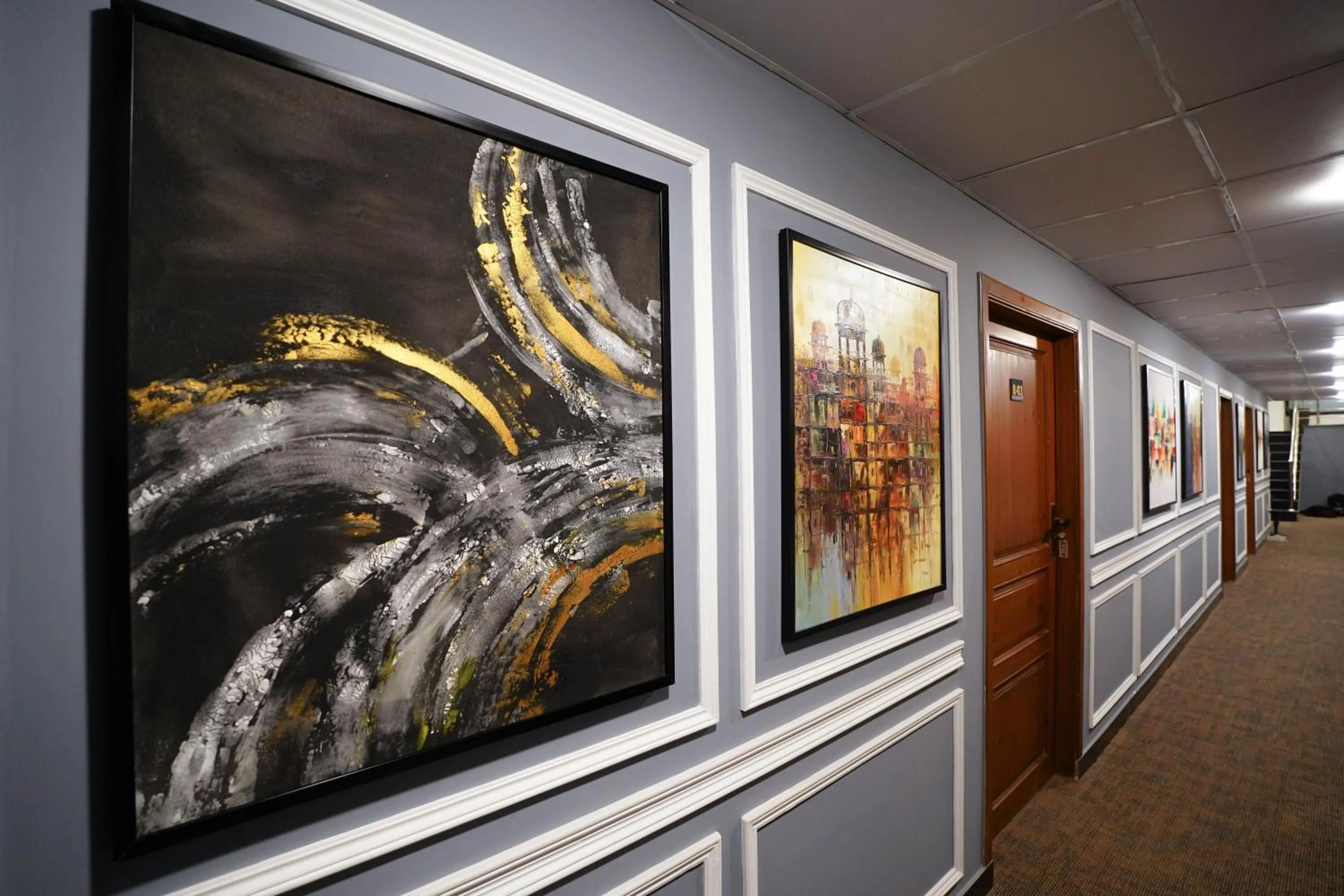 Decorative detail in Luxvill Hotel