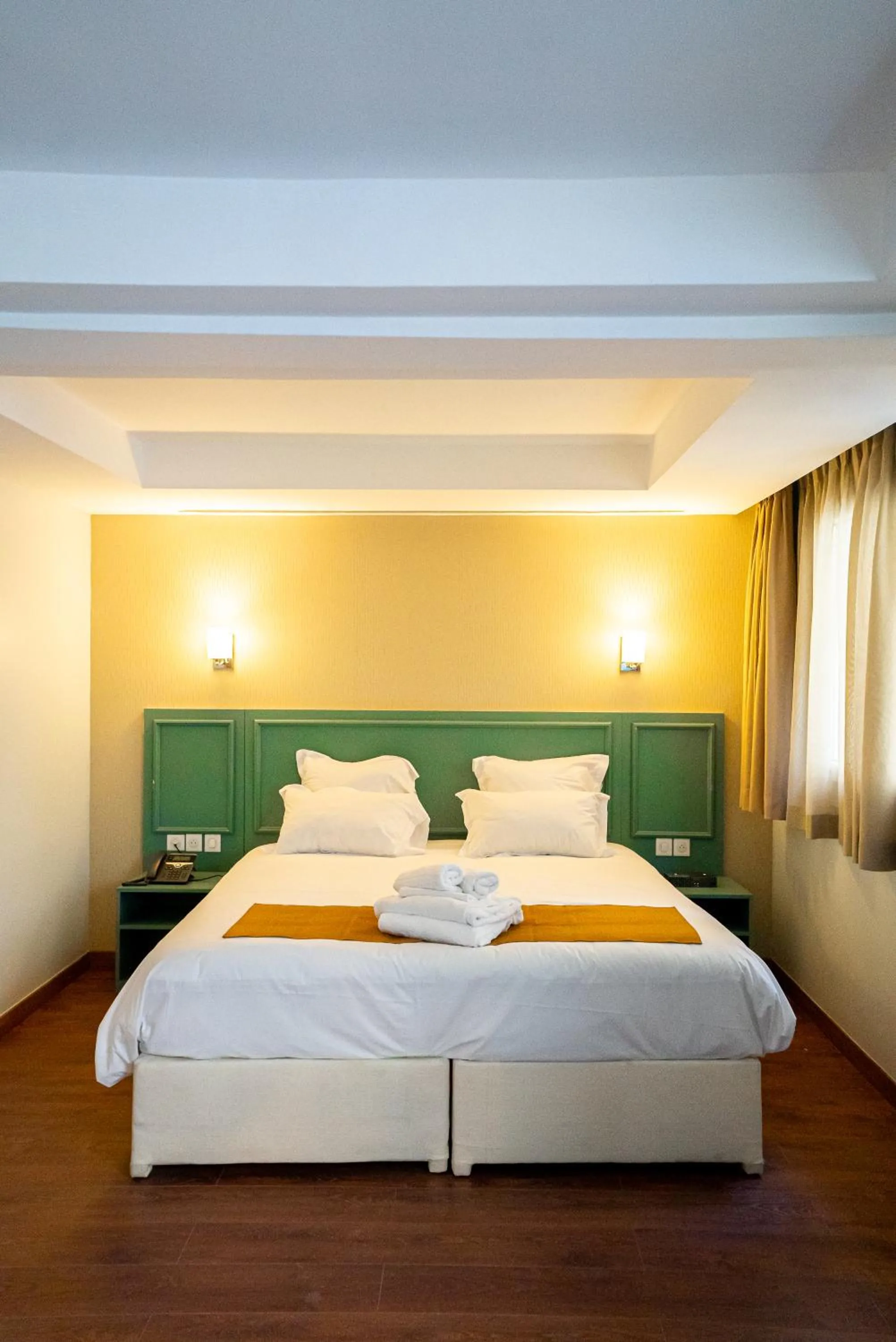 Breeze Hotel