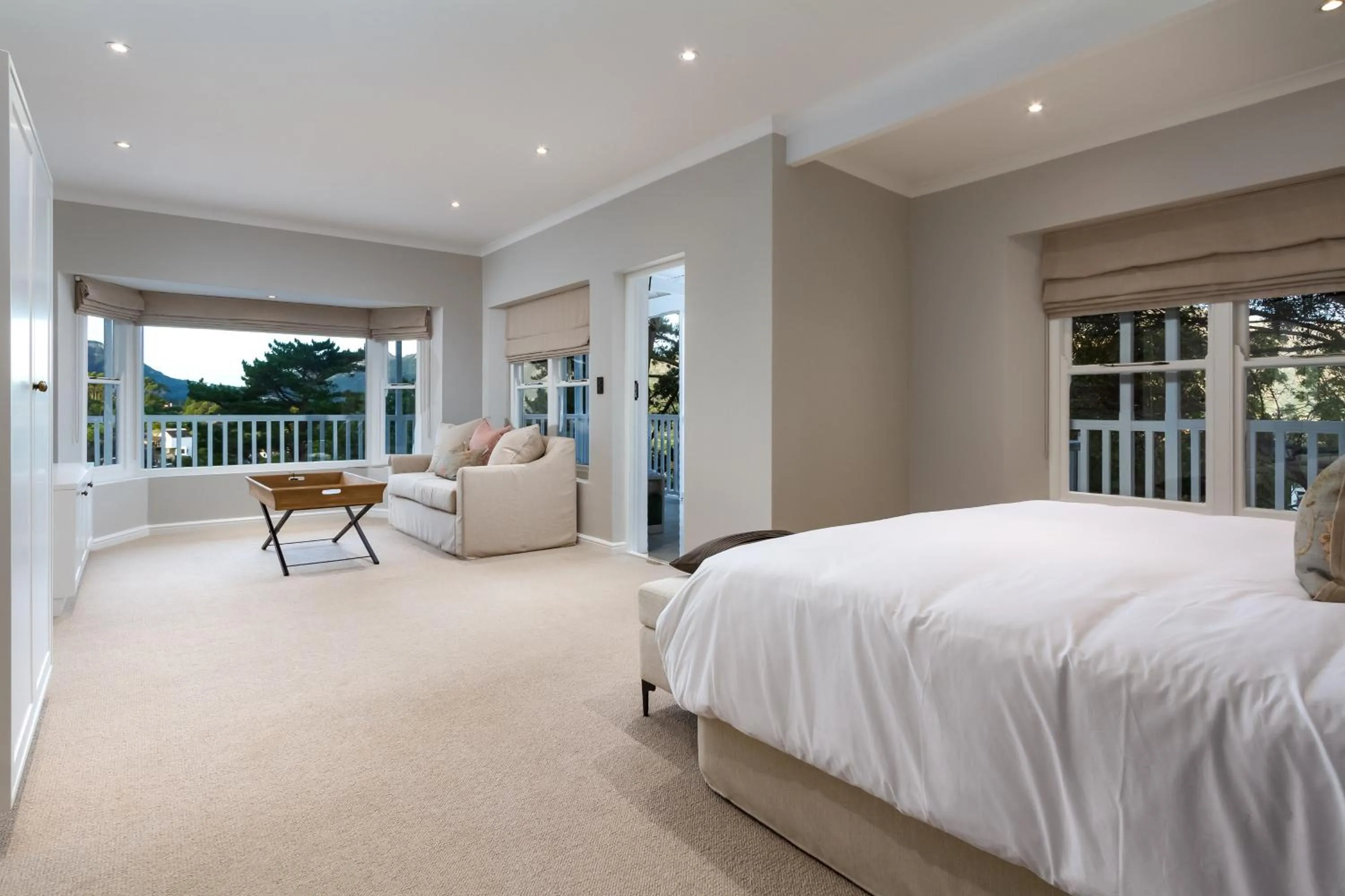 Living room, Bed in Bay Haven Collection, Hout Bay