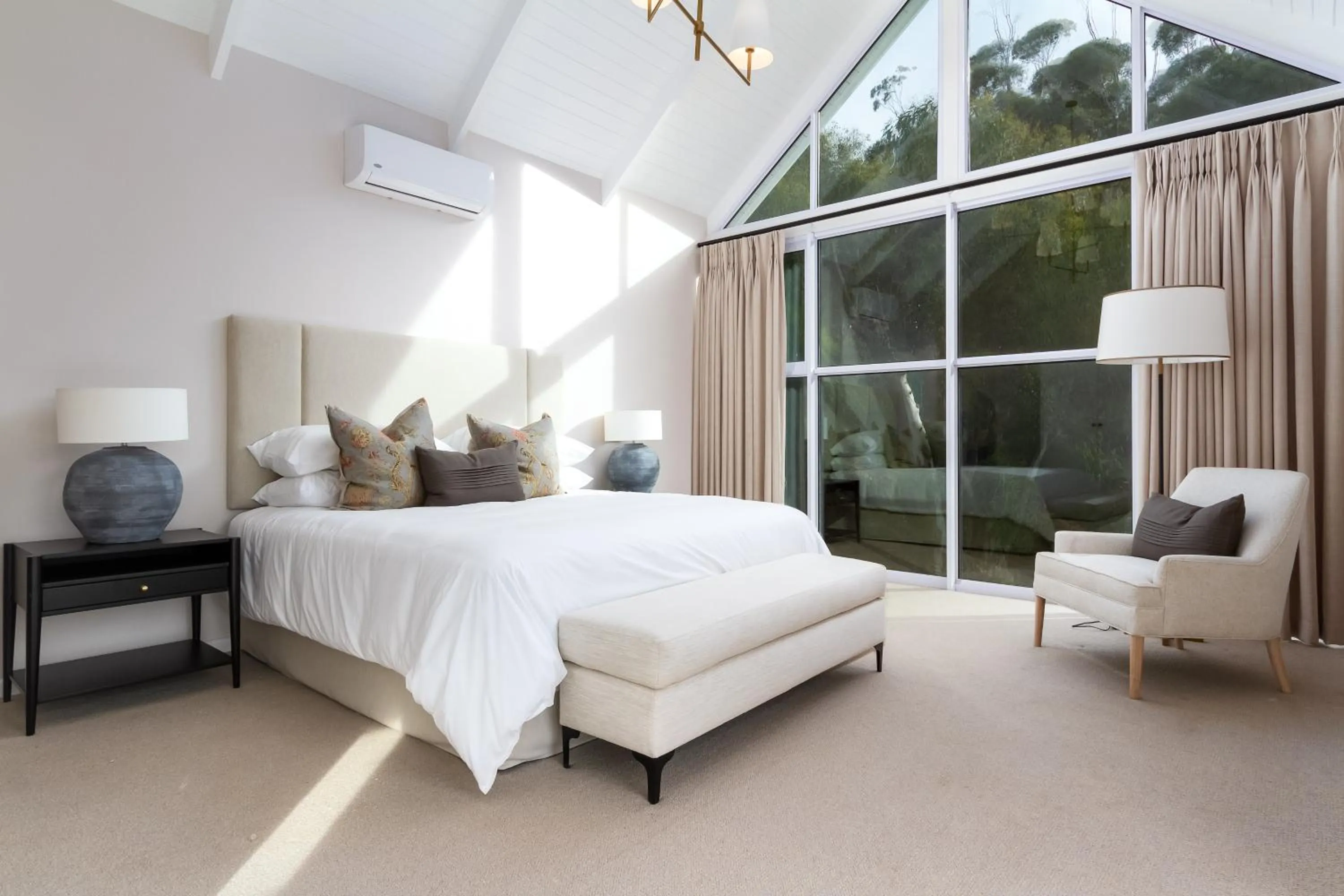 Bed in Bay Haven Collection, Hout Bay