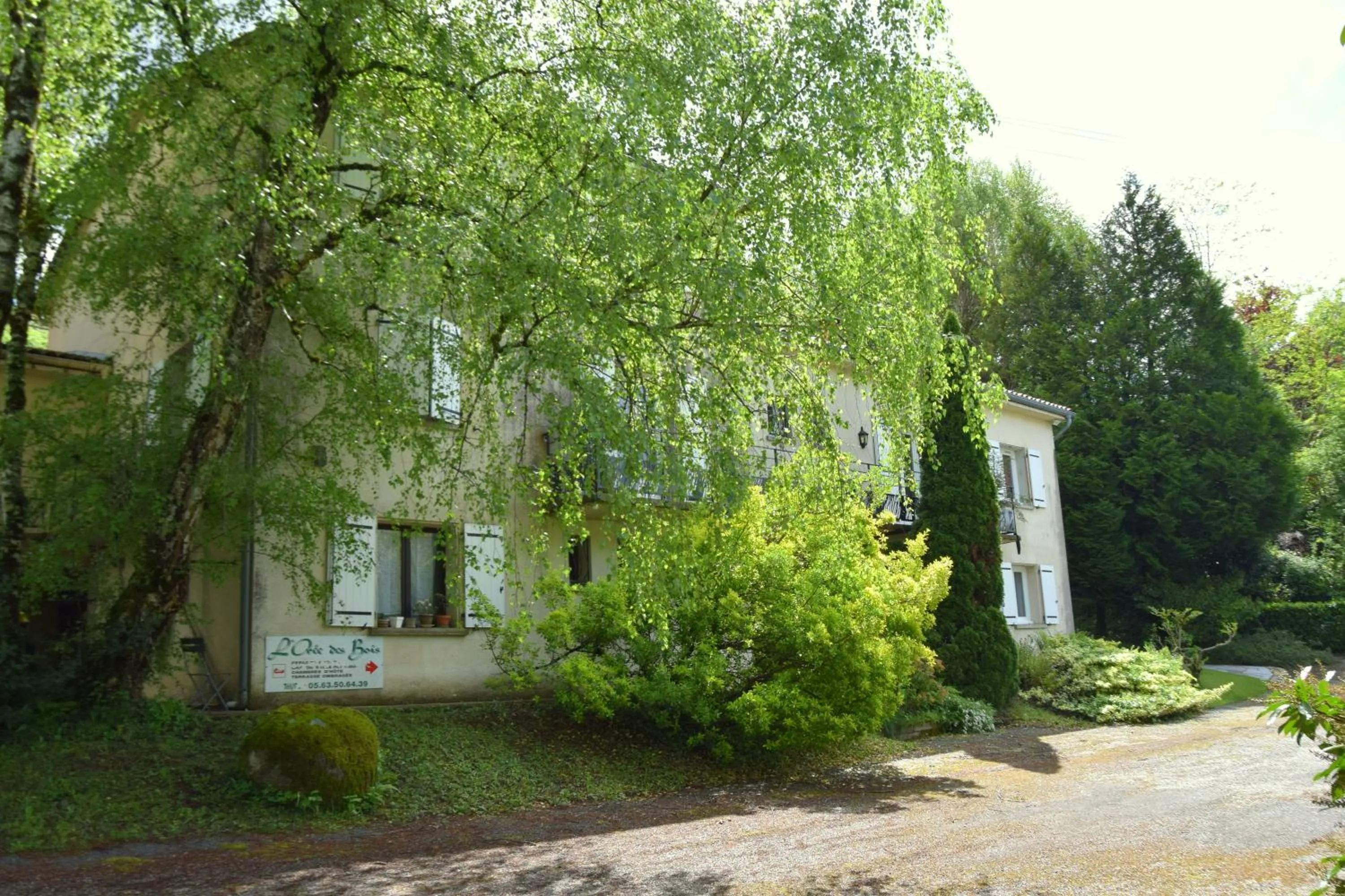 Property building in Chambres d'Hôtes L'Orée des Bois