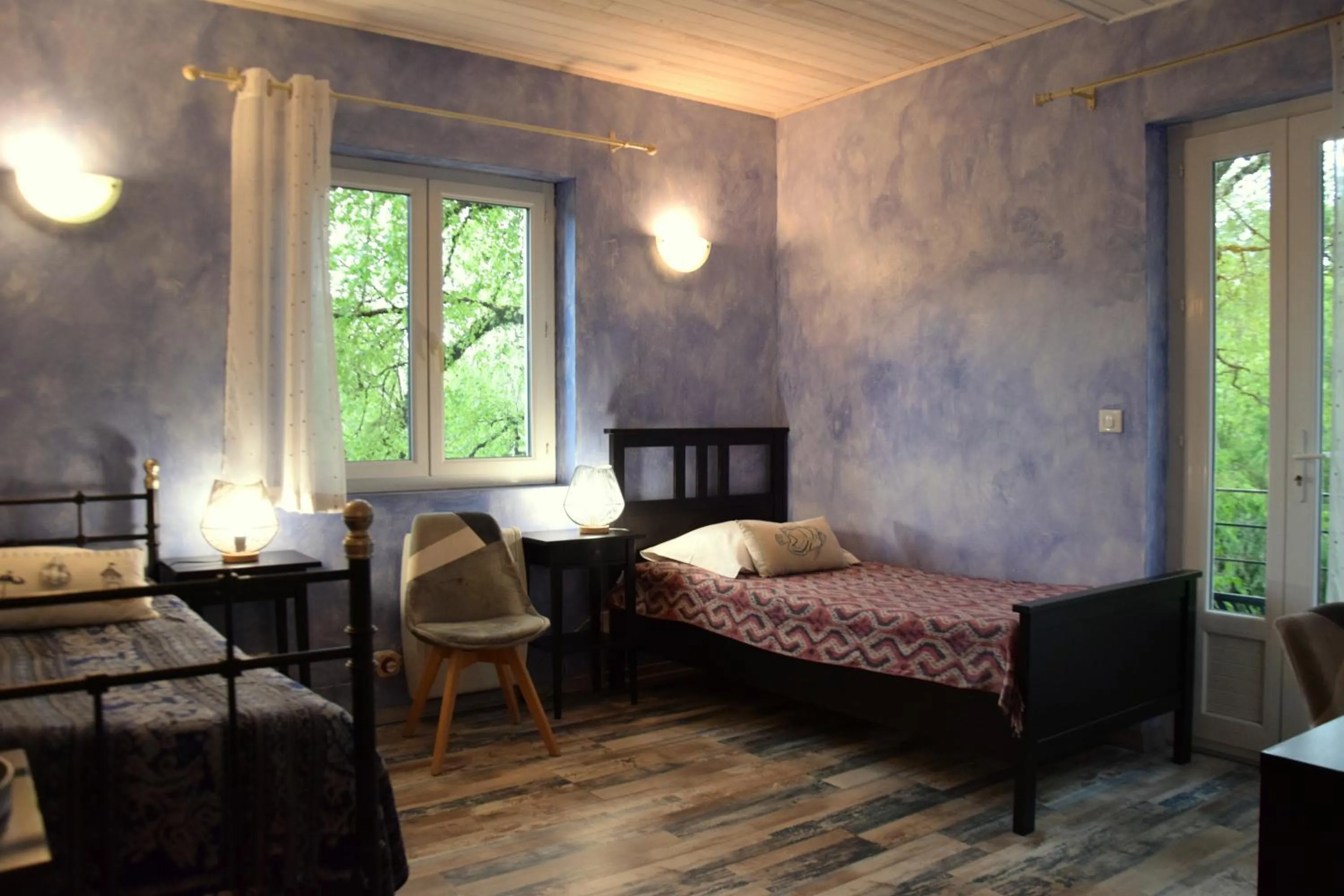 Photo of the whole room, Bed in Chambres d'Hôtes L'Orée des Bois