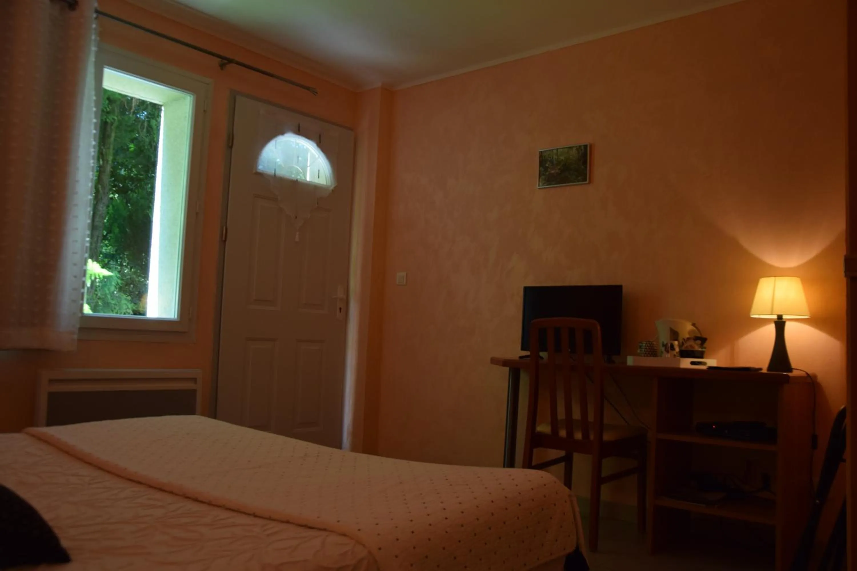Bedroom, Bed in Chambres d'Hôtes L'Orée des Bois