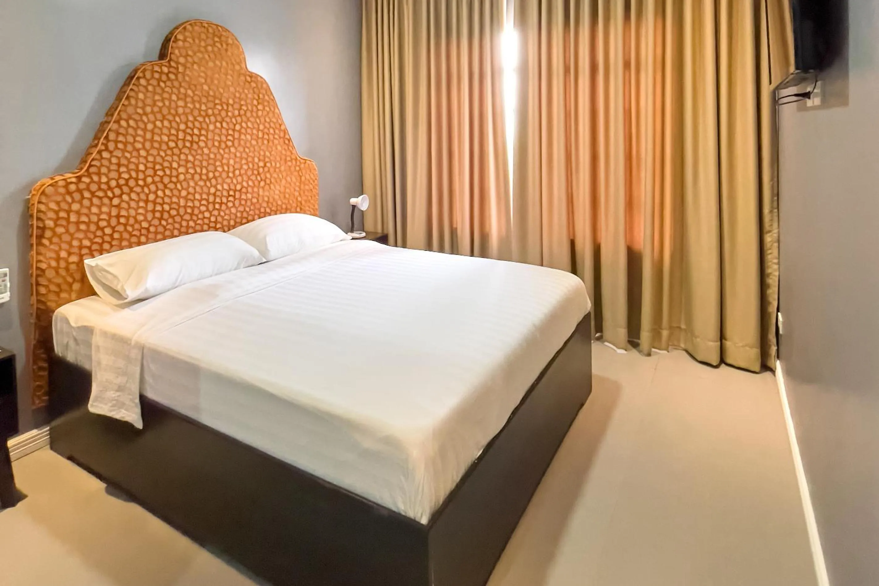 Bed in B Hotels Angeles City