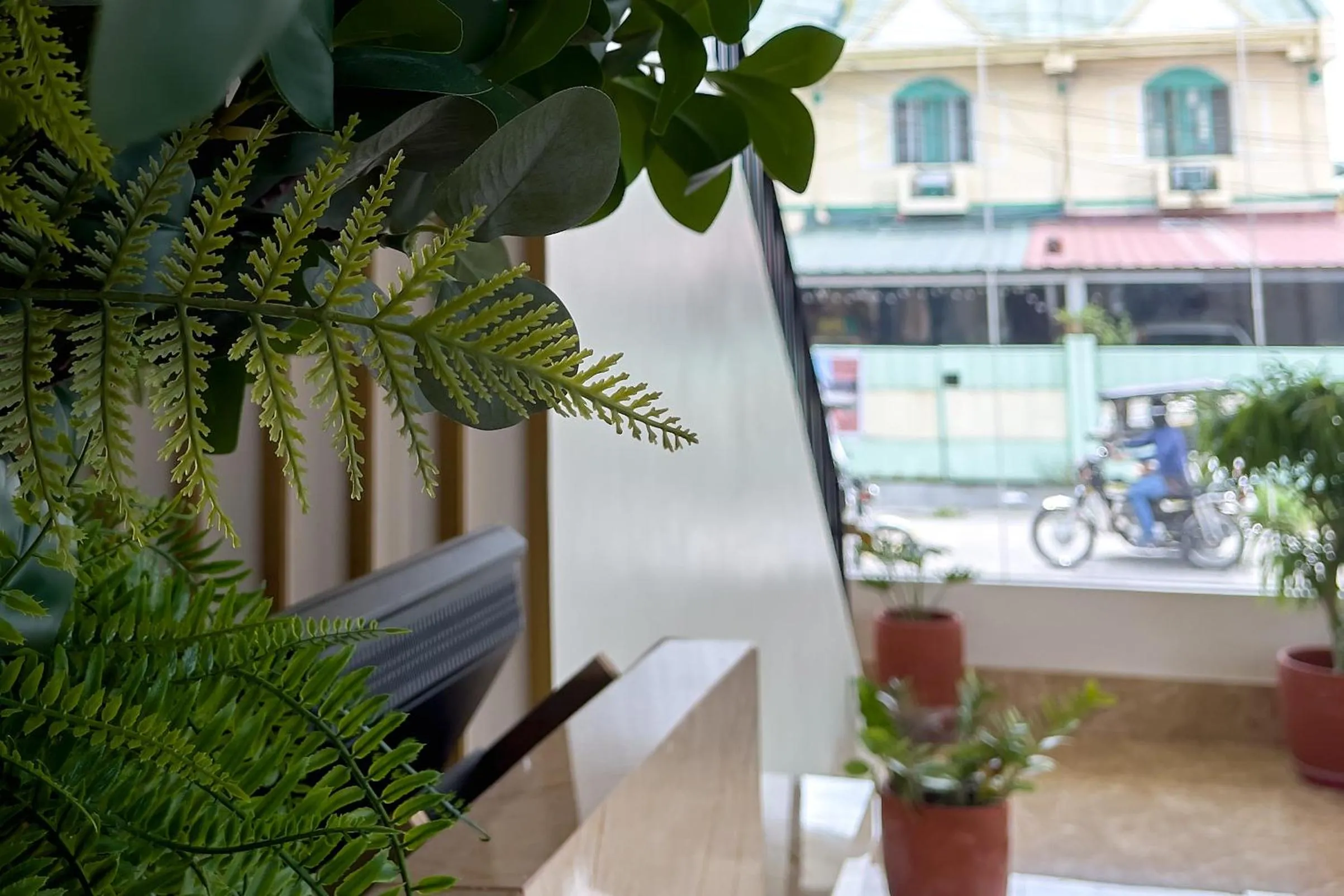 B Hotels Angeles City