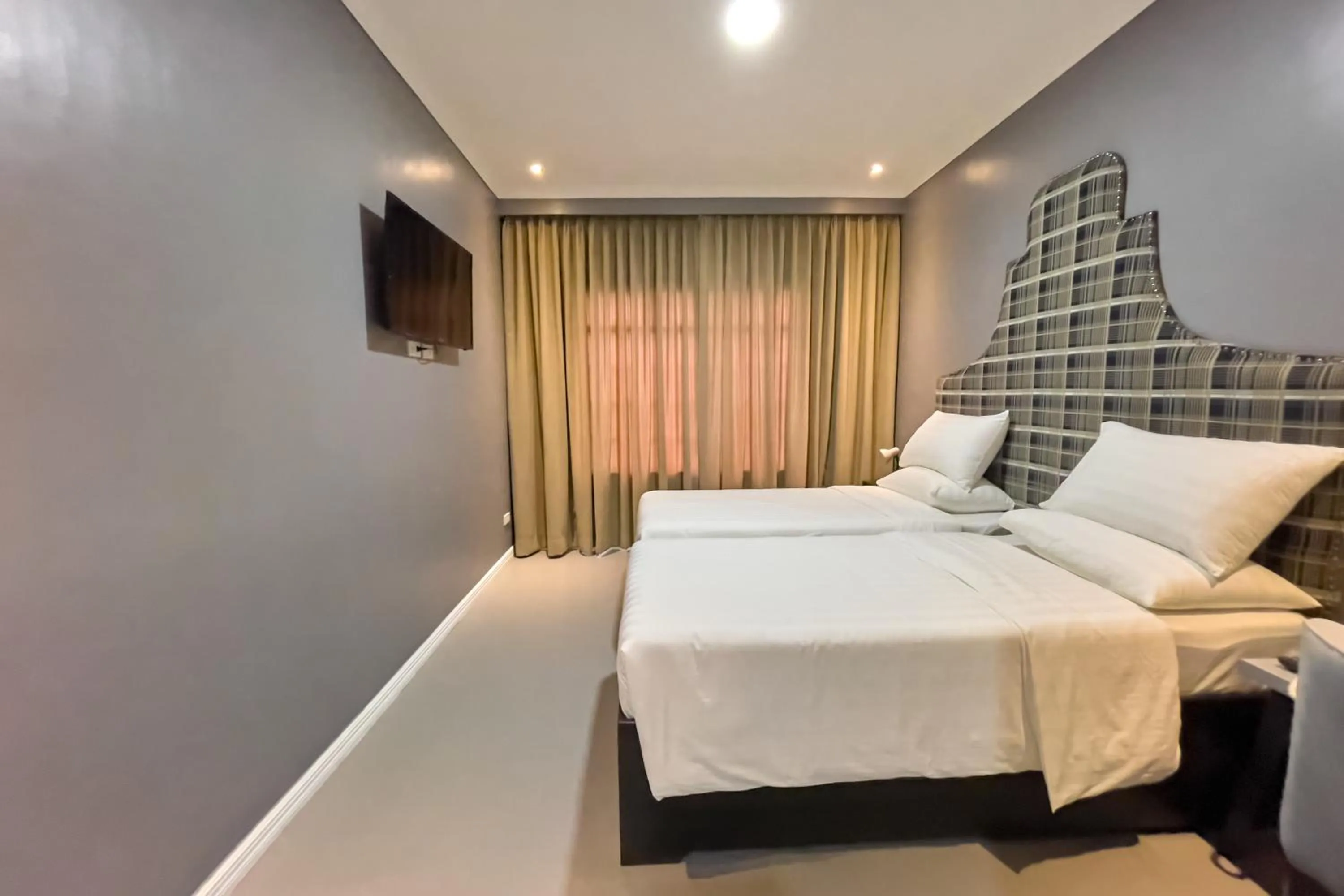 Bed in B Hotels Angeles City