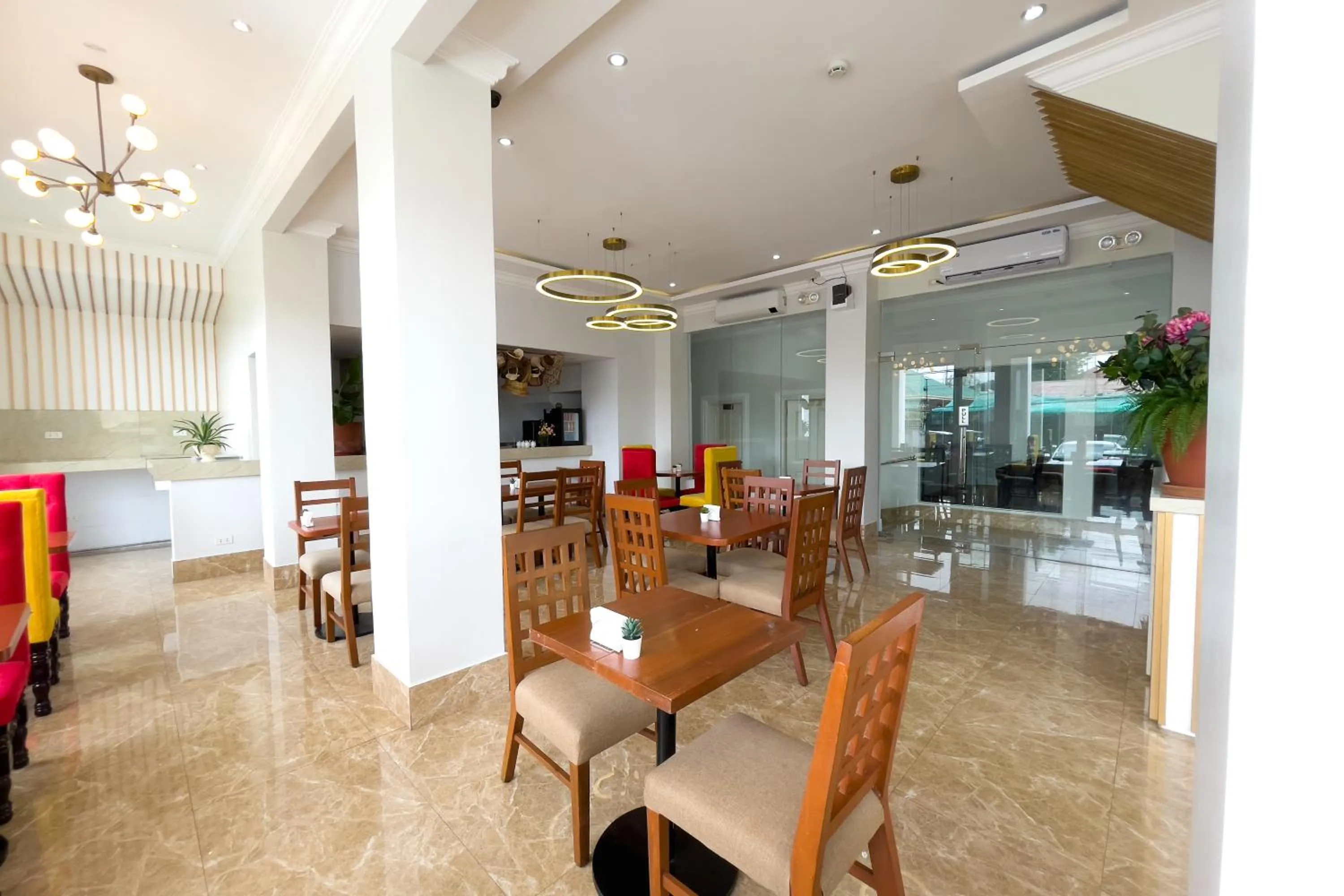 B Hotels Angeles City