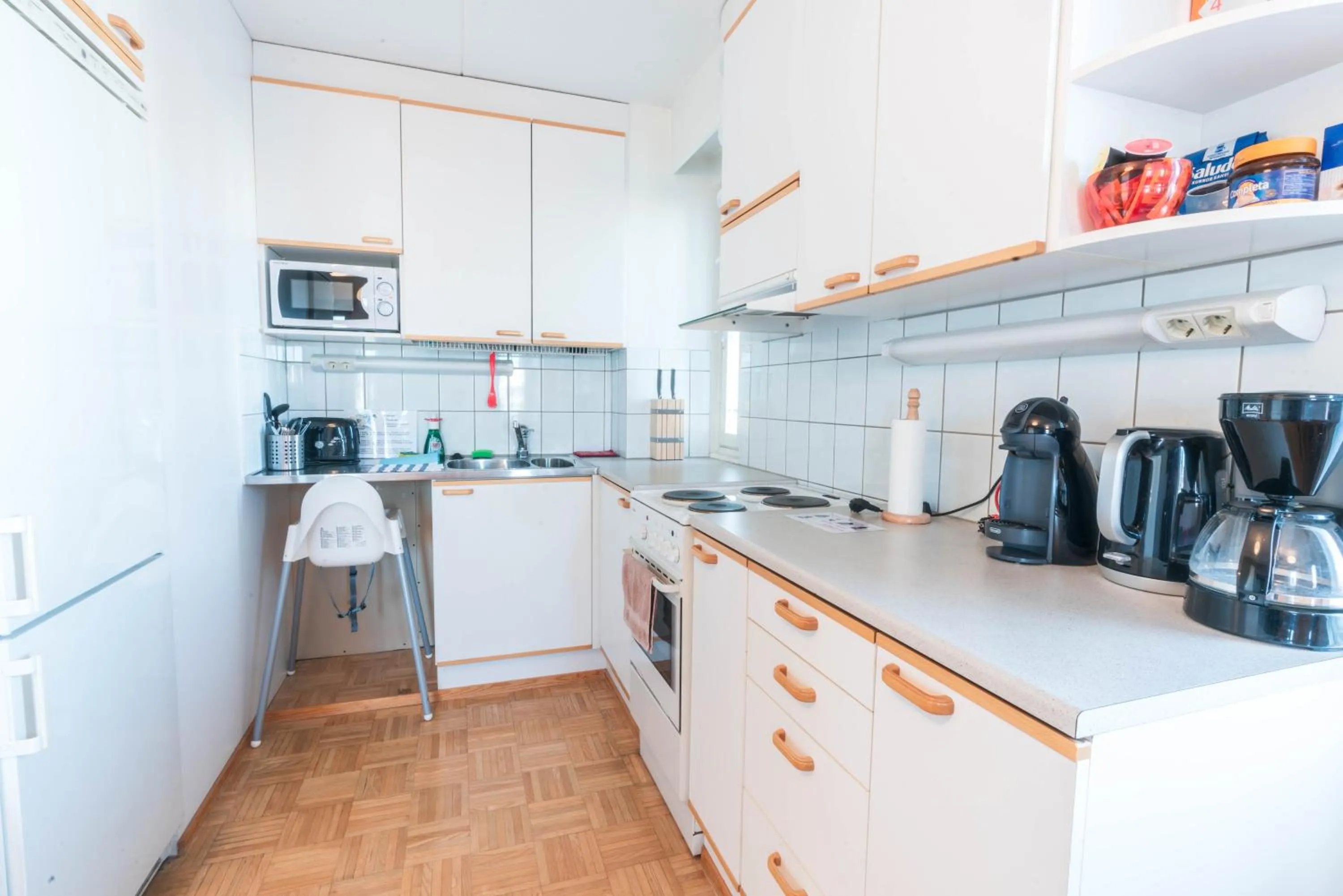 Kitchen or kitchenette in Oulu Hotelli Apartments