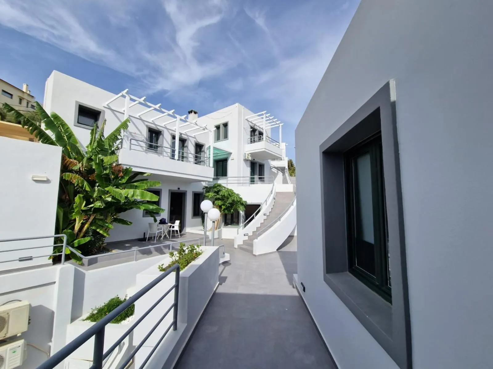 Rainbow Hotel Apartments