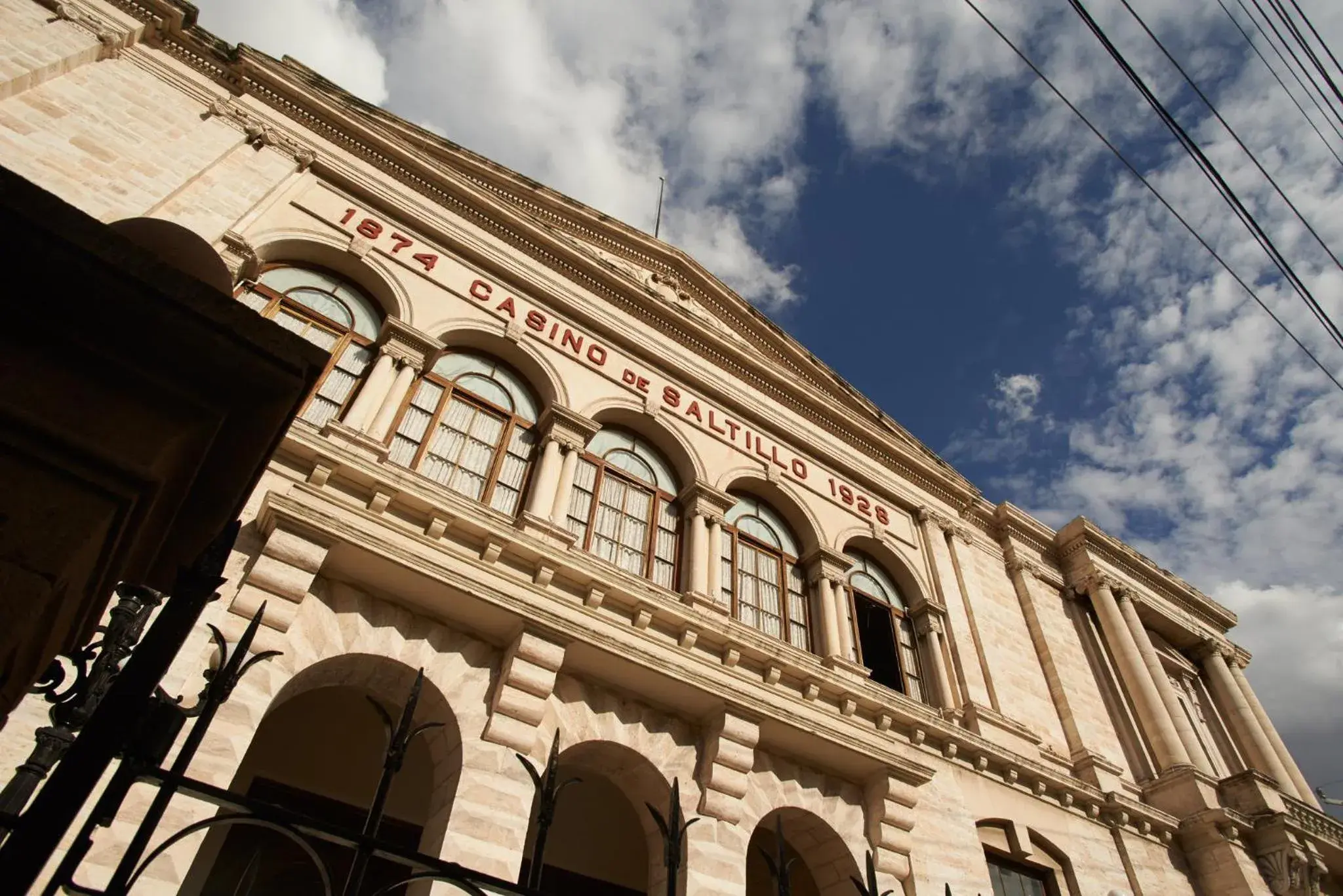 Property building in One Saltillo Aeropuerto Property building in One Saltillo Aeropuerto