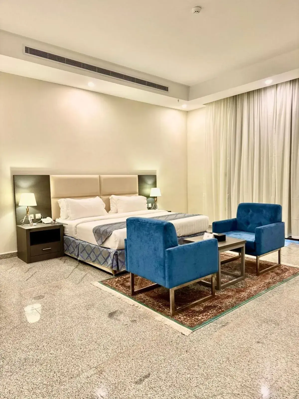 Junior Suite with Balcony in Vista Hotel Tabuk Junior Suite with Balcony in Vista Hotel Tabuk