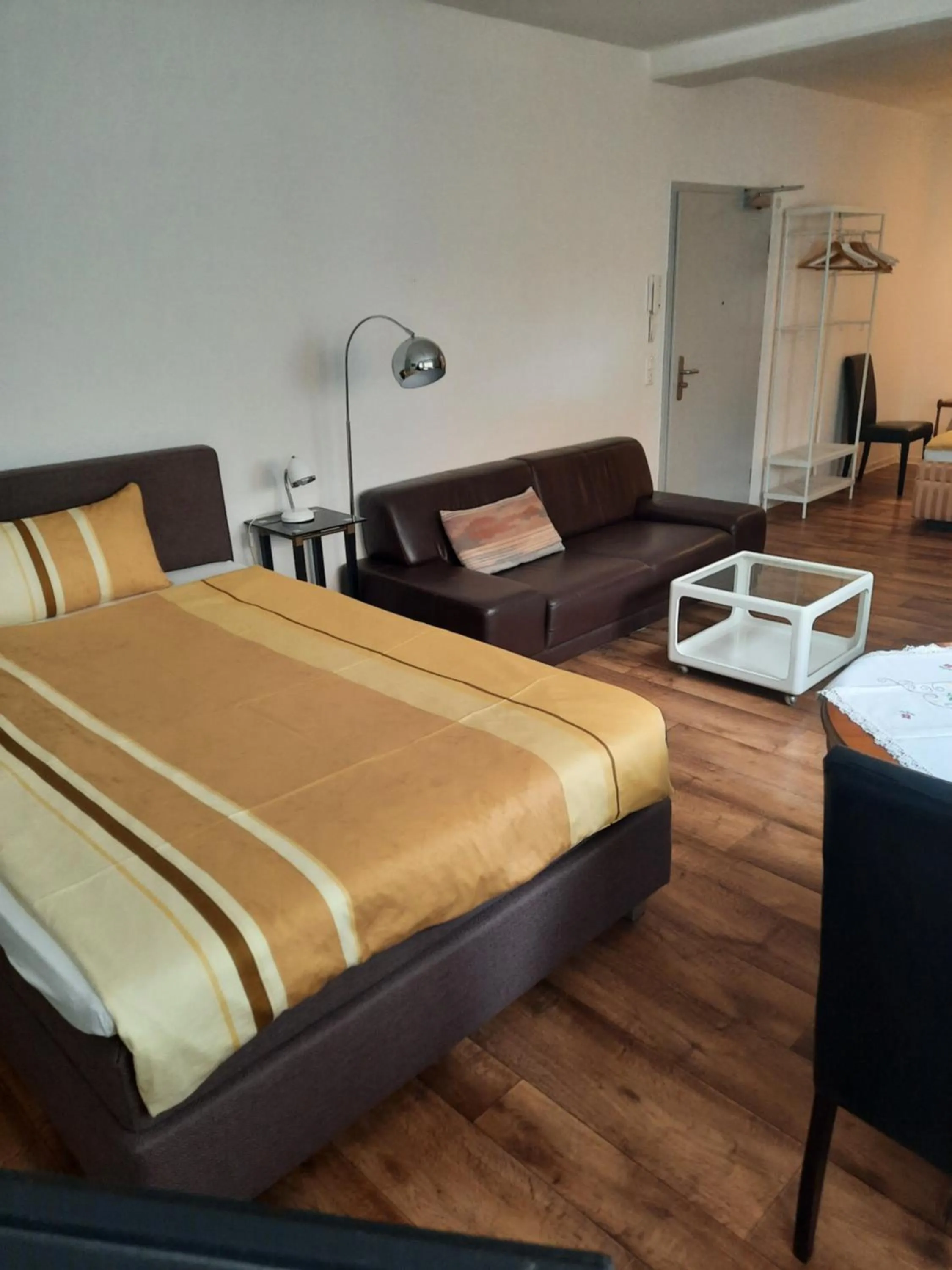 Photo of the whole room, Bed in City Apartments Magdeburg