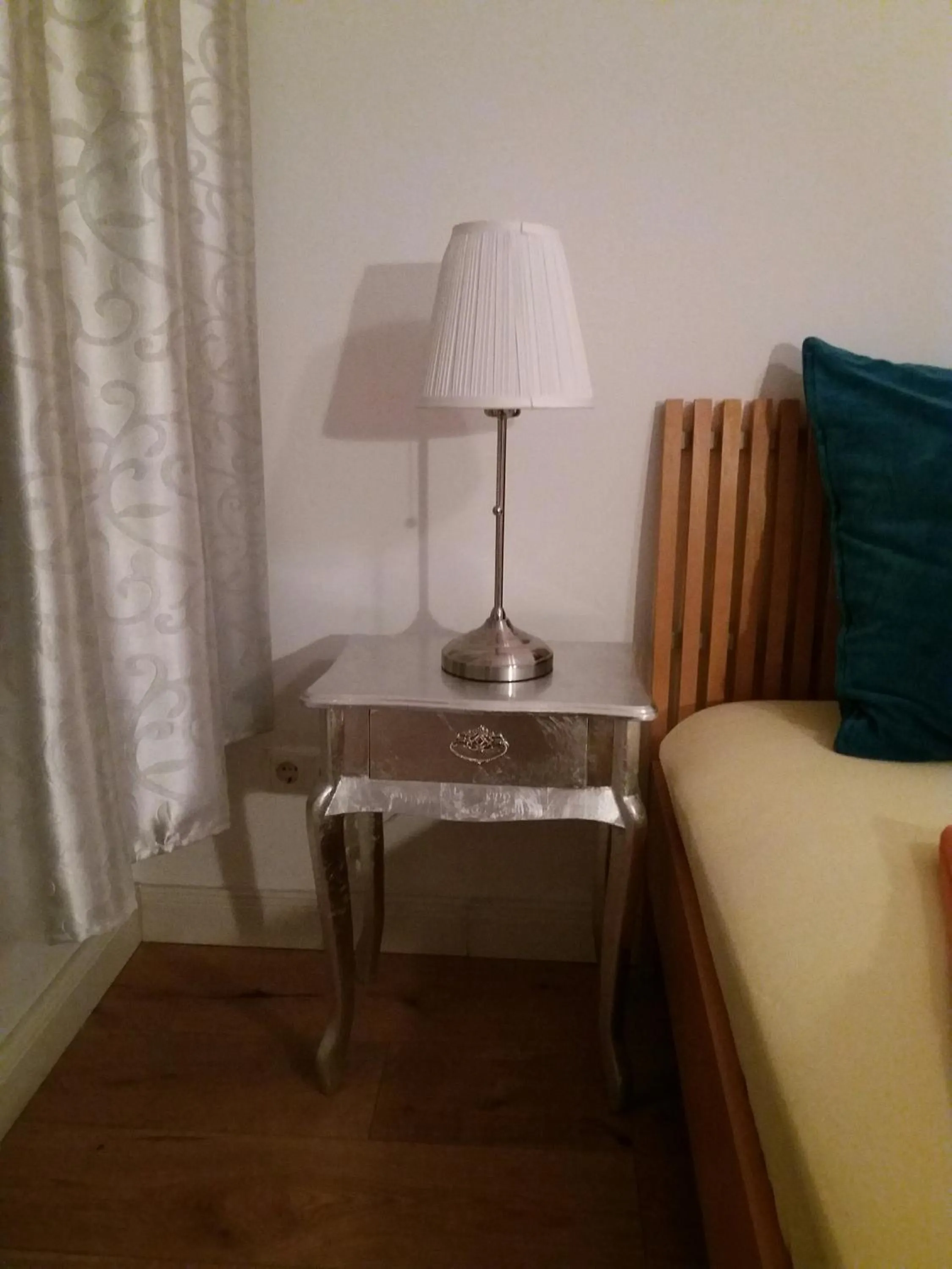 Decorative detail, Bed in City Apartments Magdeburg